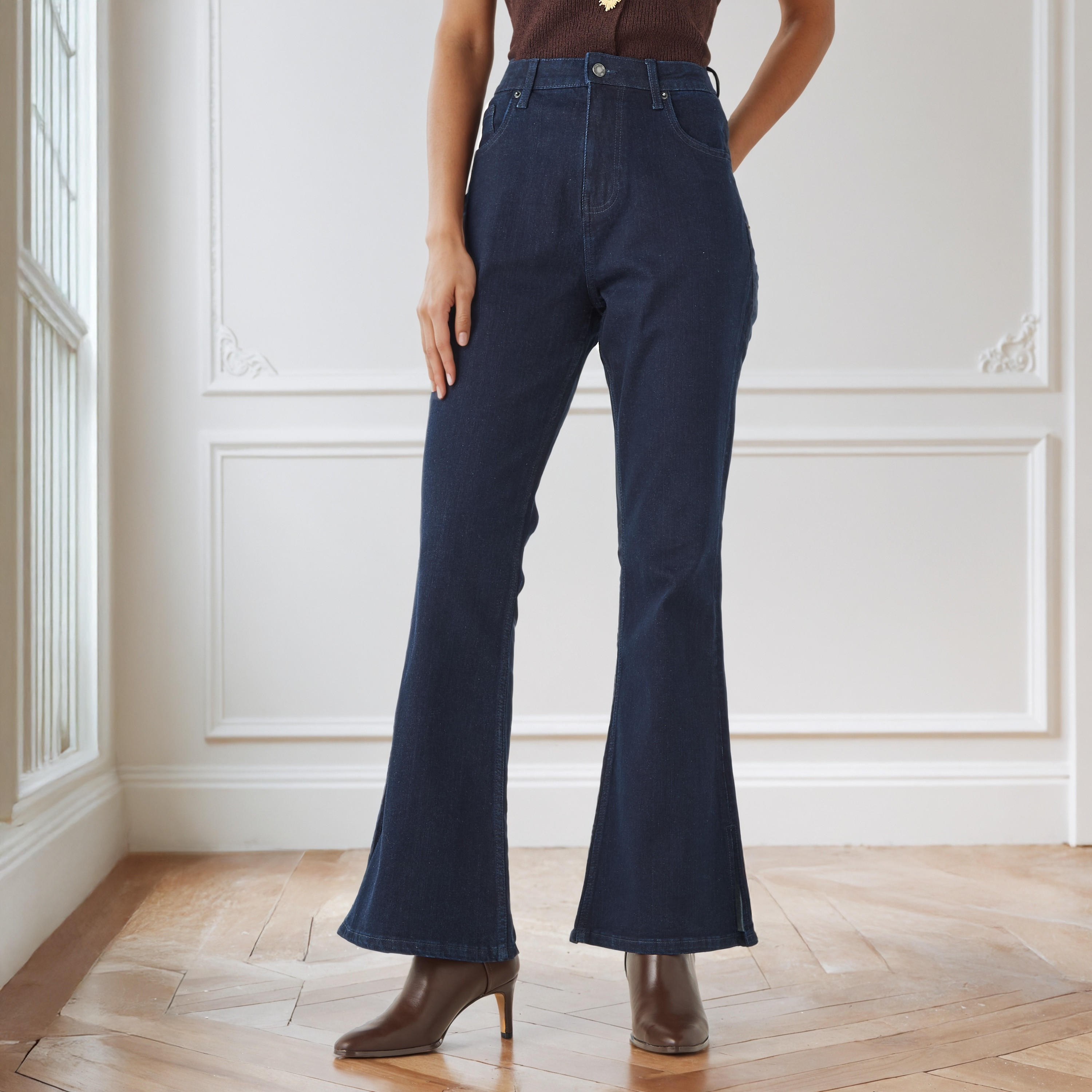 Flared High-Rise Cotton Jeans with Pockets-women-clothing-bottoms-jeans-image-1