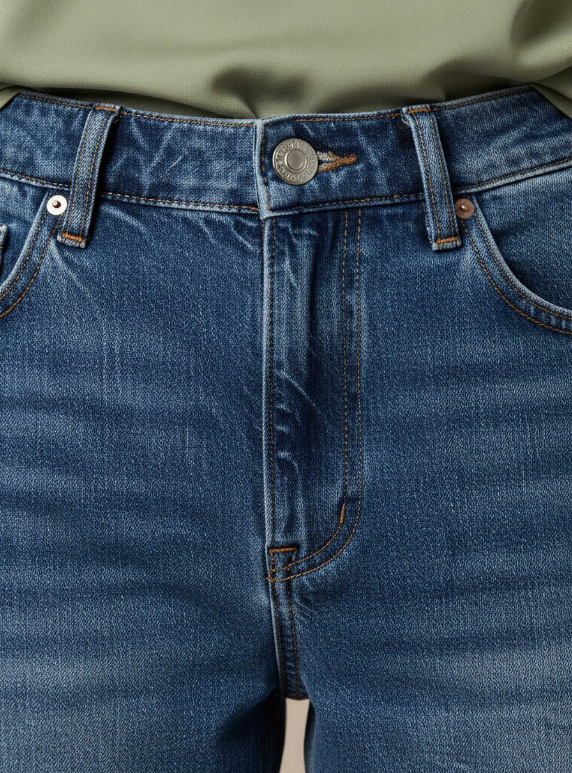 جينز بقصة سكايتر بجيوب-women-clothing-bottoms-jeans-image-2