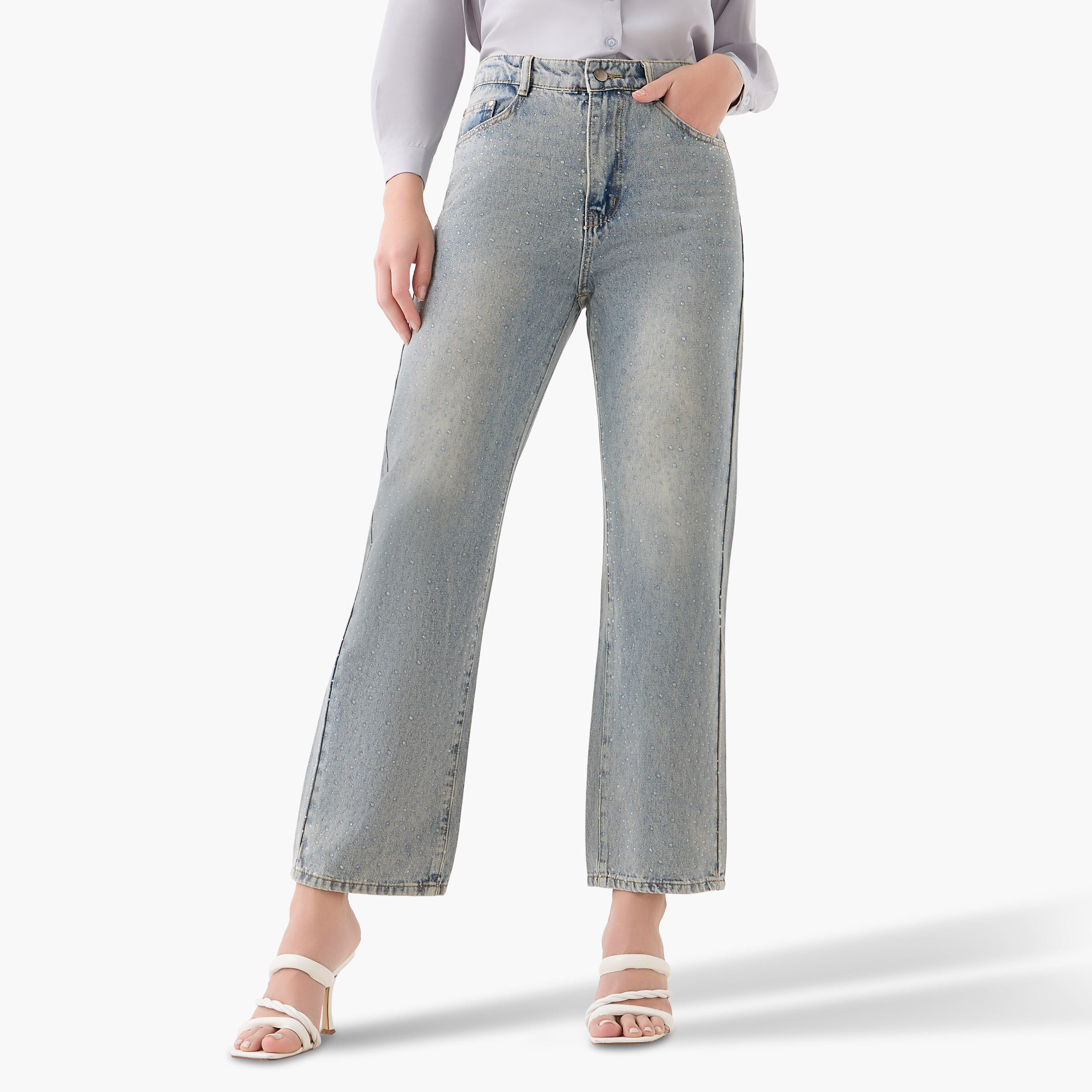 بنطلون جينز بخصر مرتفع وتزيينات-women-clothing-bottoms-jeans-image-4