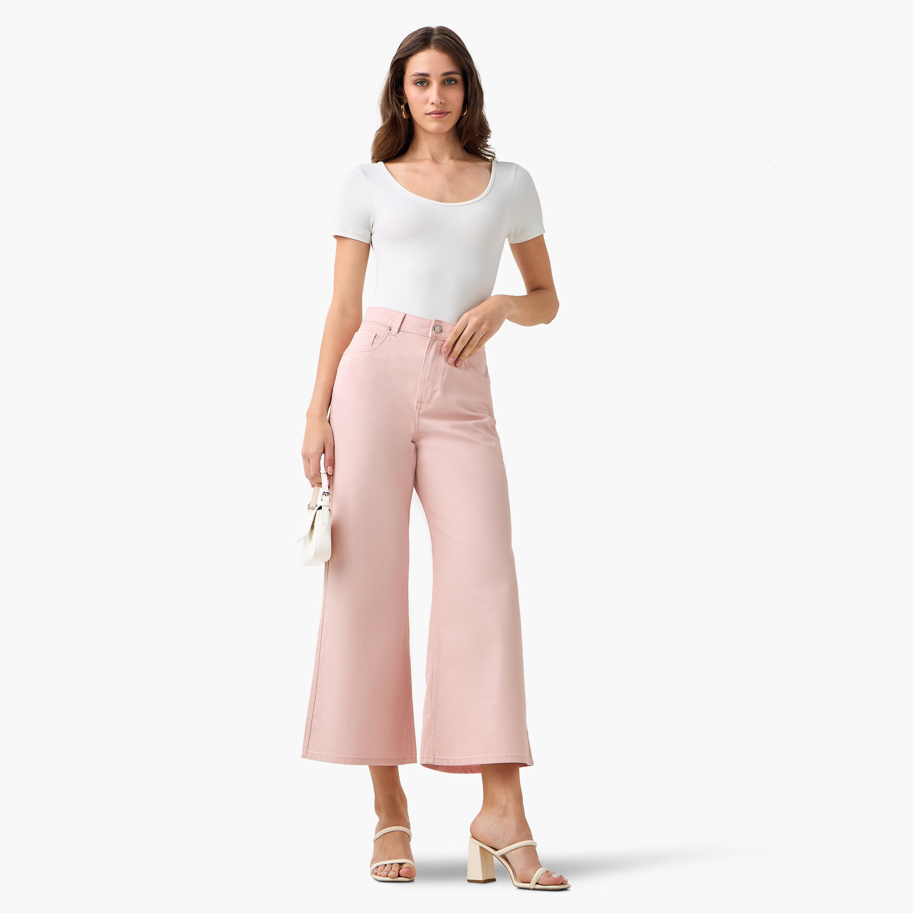 بنطلون جينز قطن واسع الساقين وقصير بخصر عالٍ-women-clothing-bottoms-jeans-image-4