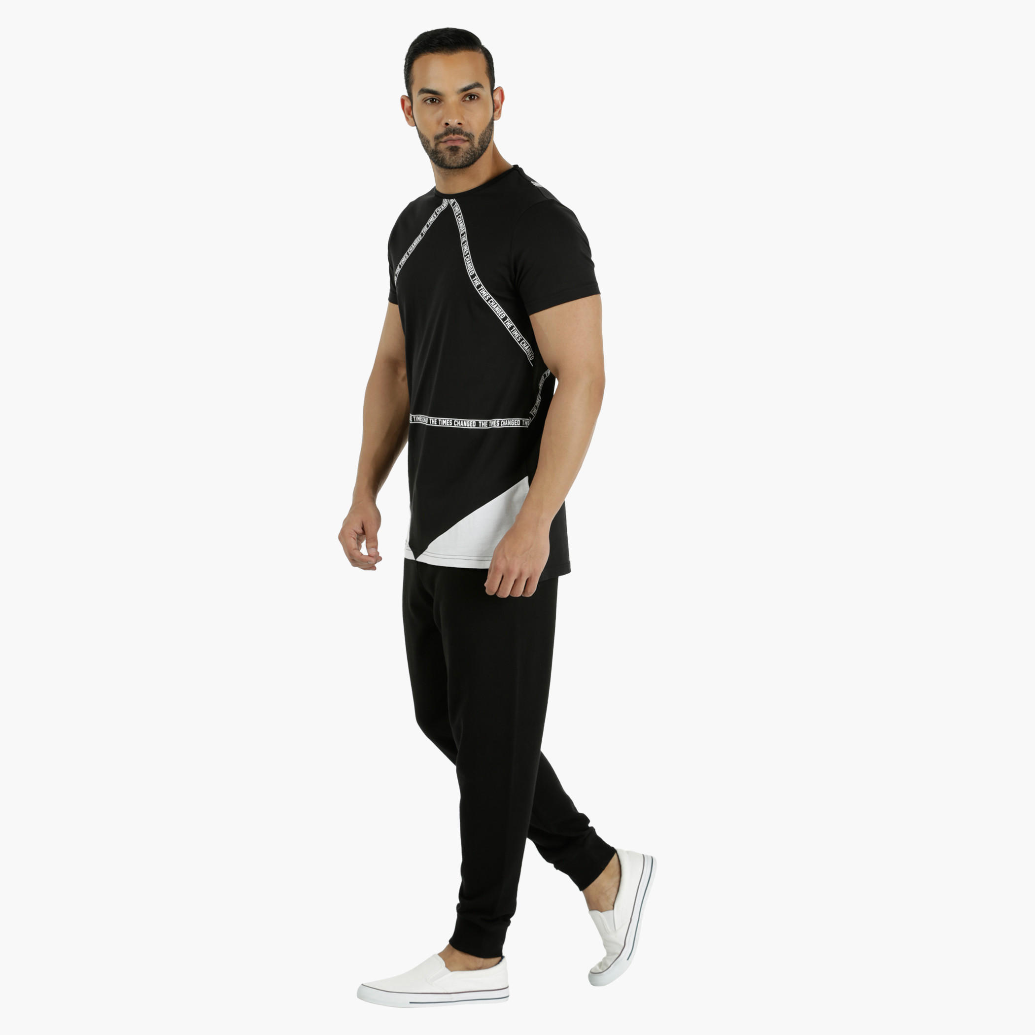 Cotton T-Shirt with Crew Neck and All Over Print in Regular Fit-men-clothing-tshirtsandpolos-tshirts-image-5