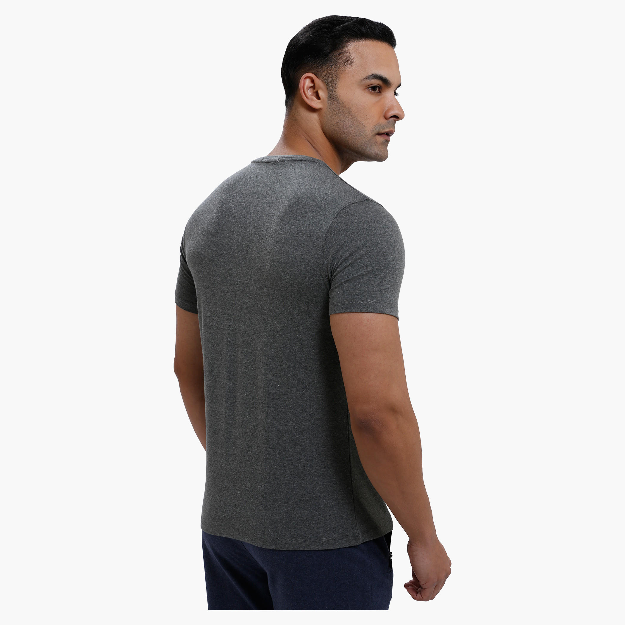 T-Shirt with V-Neck and Short Sleeves in Regular Fit-men-clothing-tshirtsandpolos-tshirts-image-2