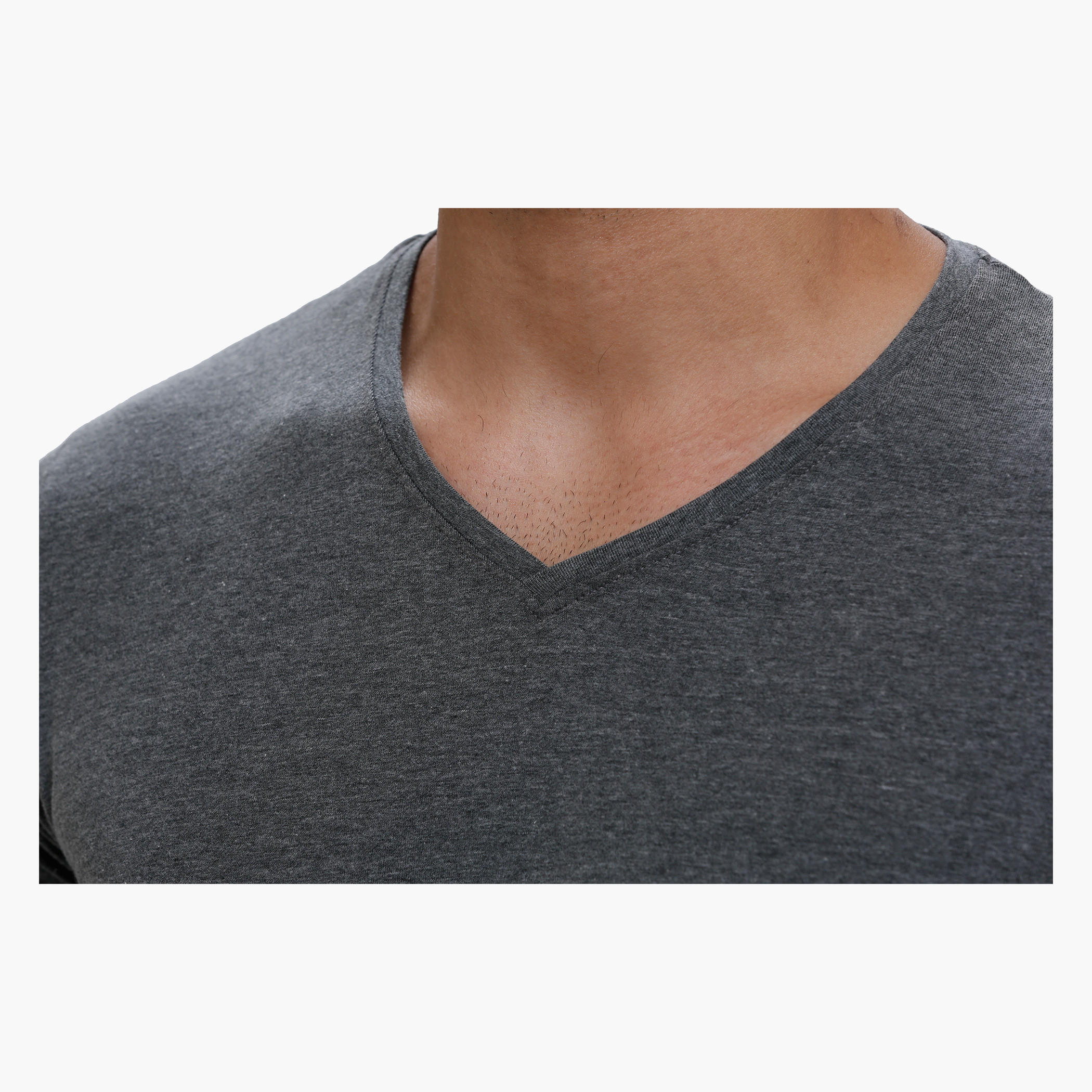 T-Shirt with V-Neck and Short Sleeves in Regular Fit-men-clothing-tshirtsandpolos-tshirts-image-4