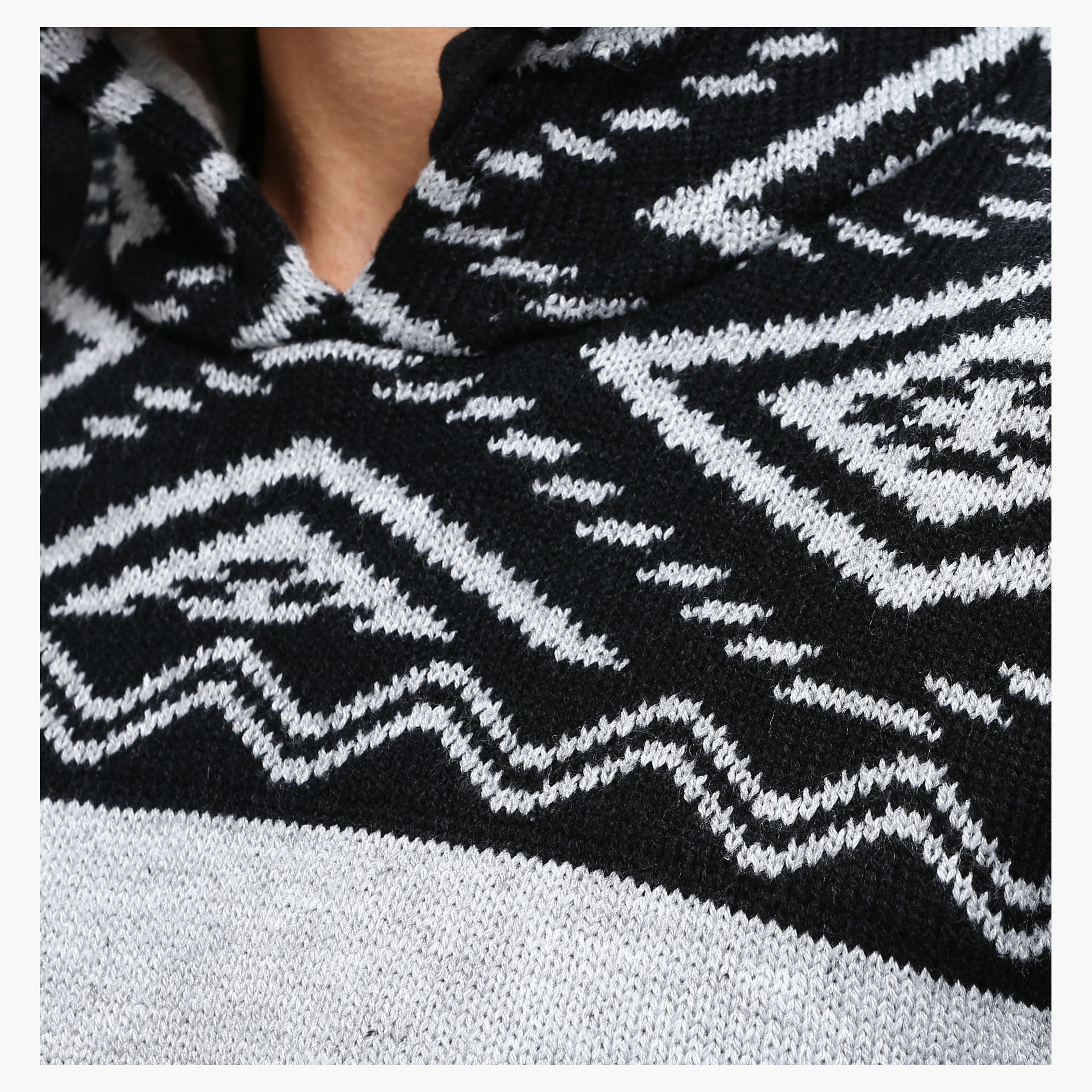 Printed Sweater with Hood and Long Sleeves-men-winterwear-hoodiesandsweatshirts-image-4