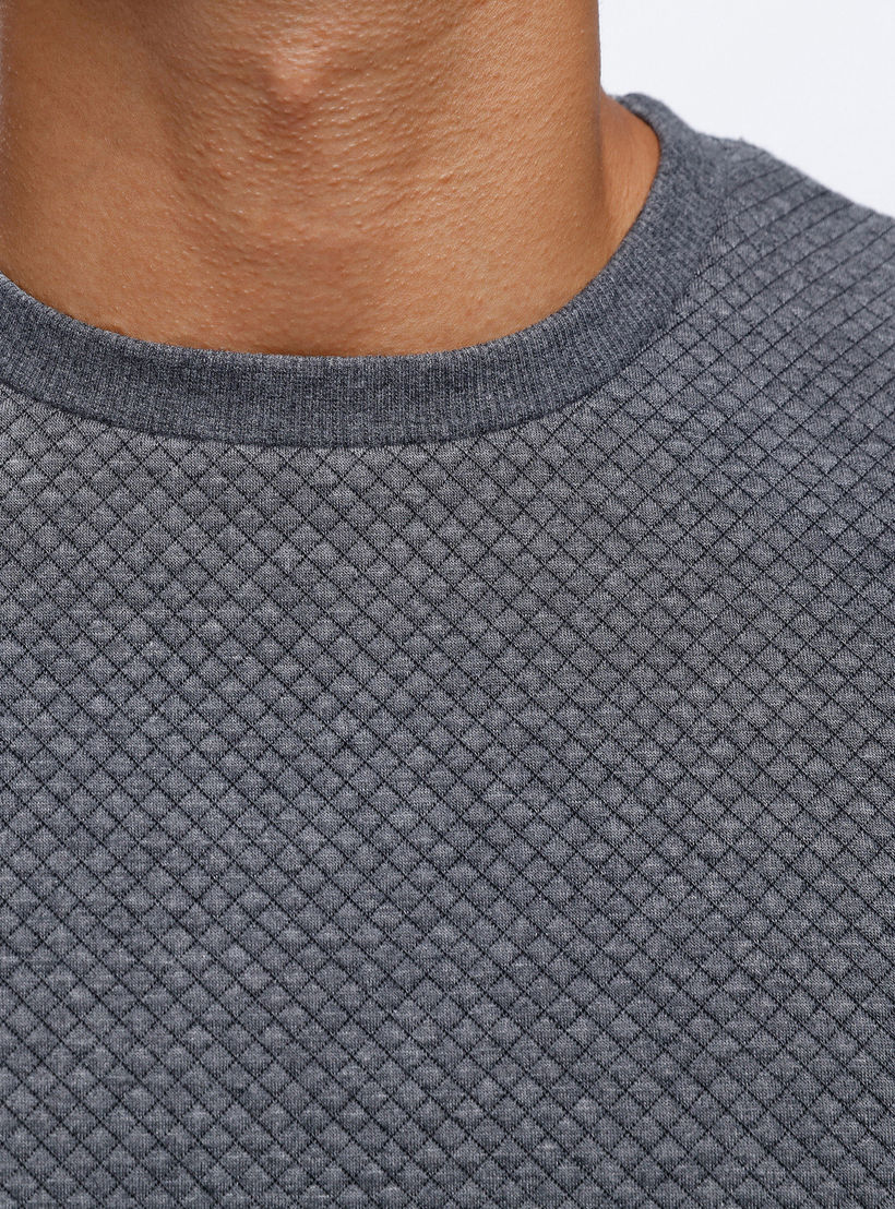 Textured Round Neck T-Shirt-men-clothing-tshirtsandpolos-tshirts-image-4