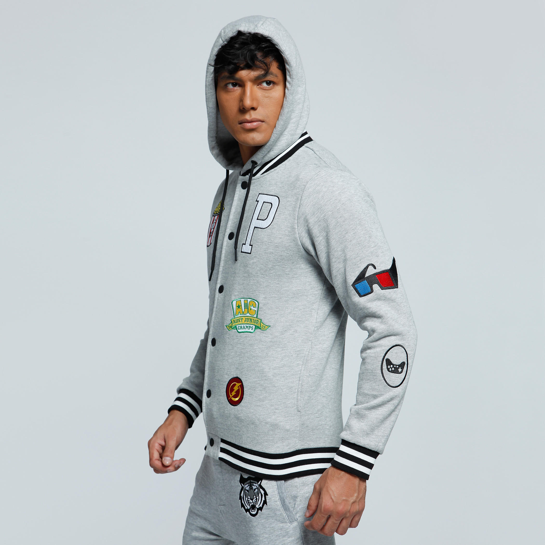 Printed Sweatshirt with Hood and Long Sleeves-men-winterwear-hoodiesandsweatshirts-image-3