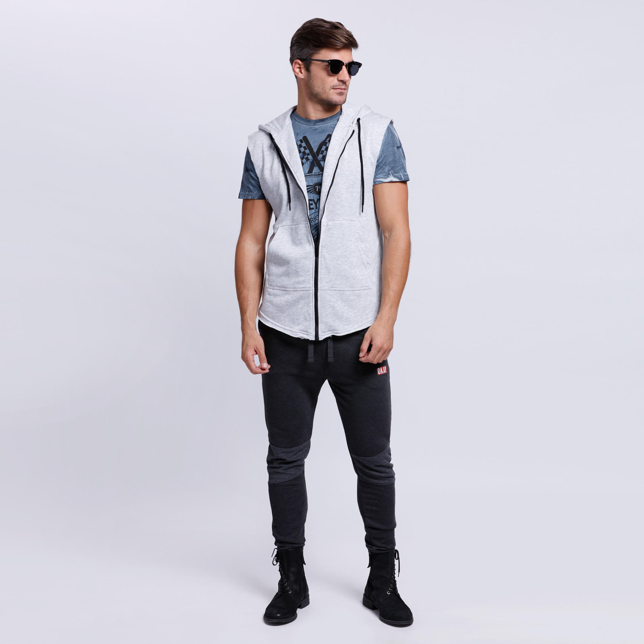 Sleeveless Sweatshirt with Hood and Zip Closure-men-winterwear-hoodiesandsweatshirts-image-5