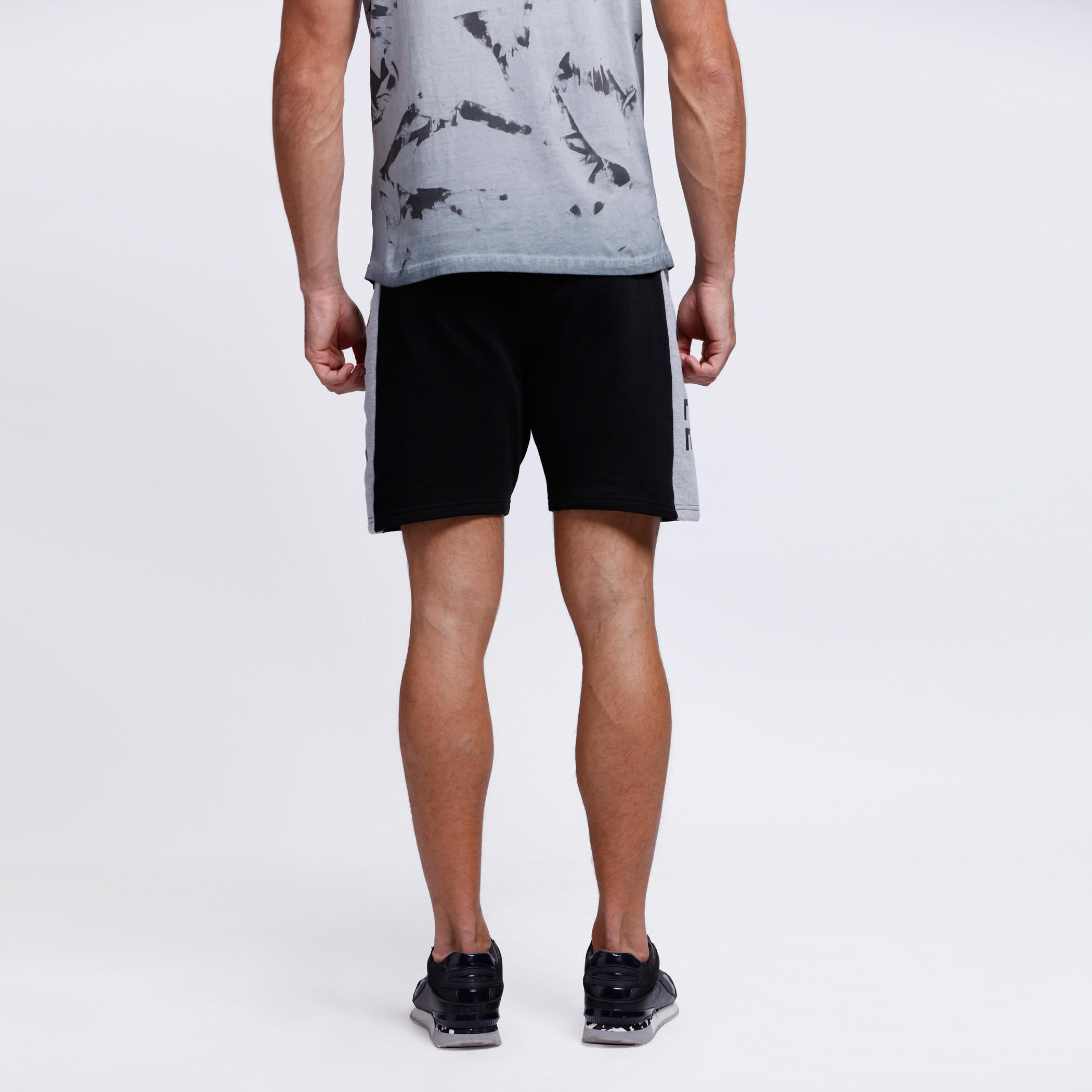 Shorts with Contrasting Side Panels -men-clothing-bottoms-shorts-image-2