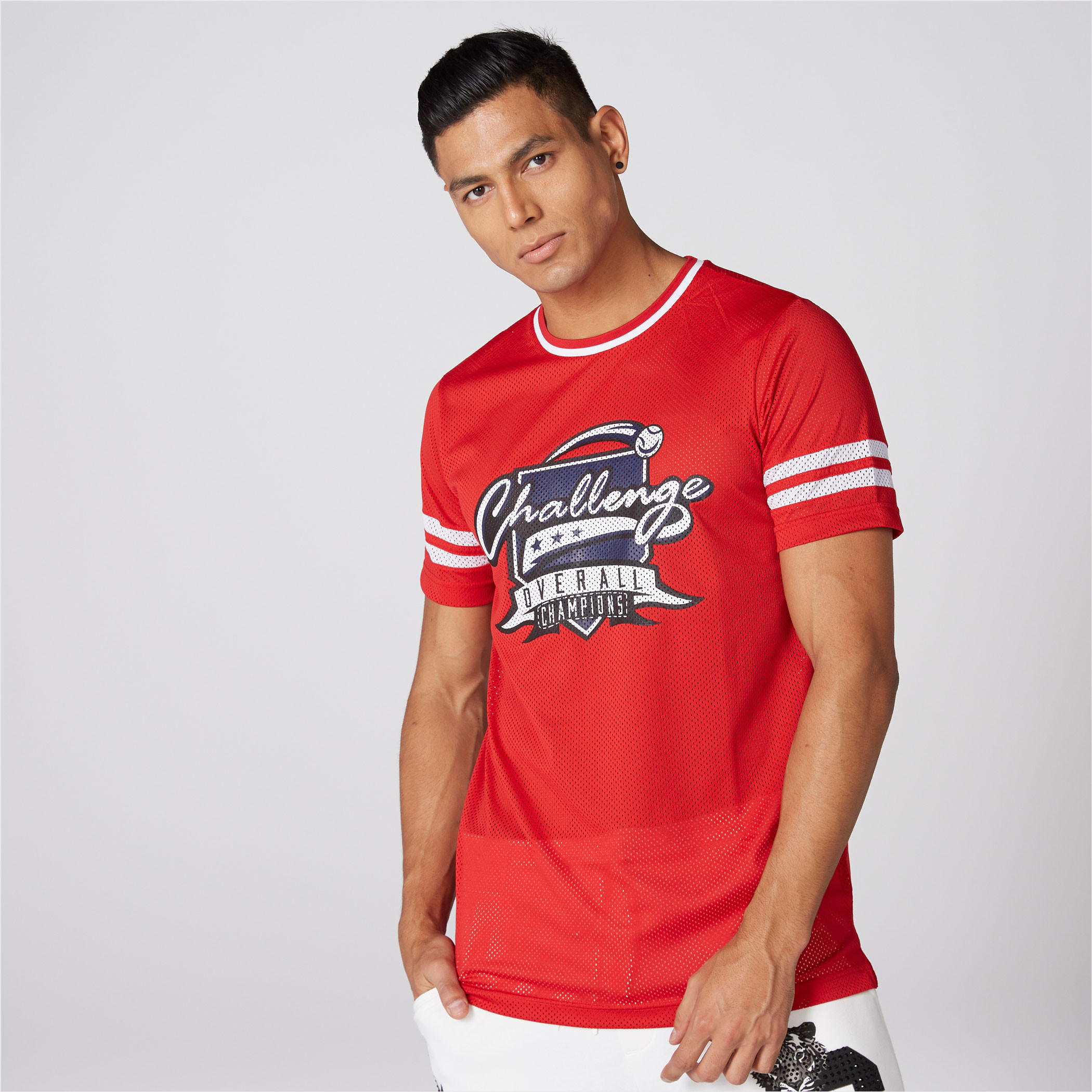 تيشيرت شبكي بياقة مستديرة وأكمام قصيرة وطبعات-men-clothing-tshirtsandpolos-tshirts-image-1