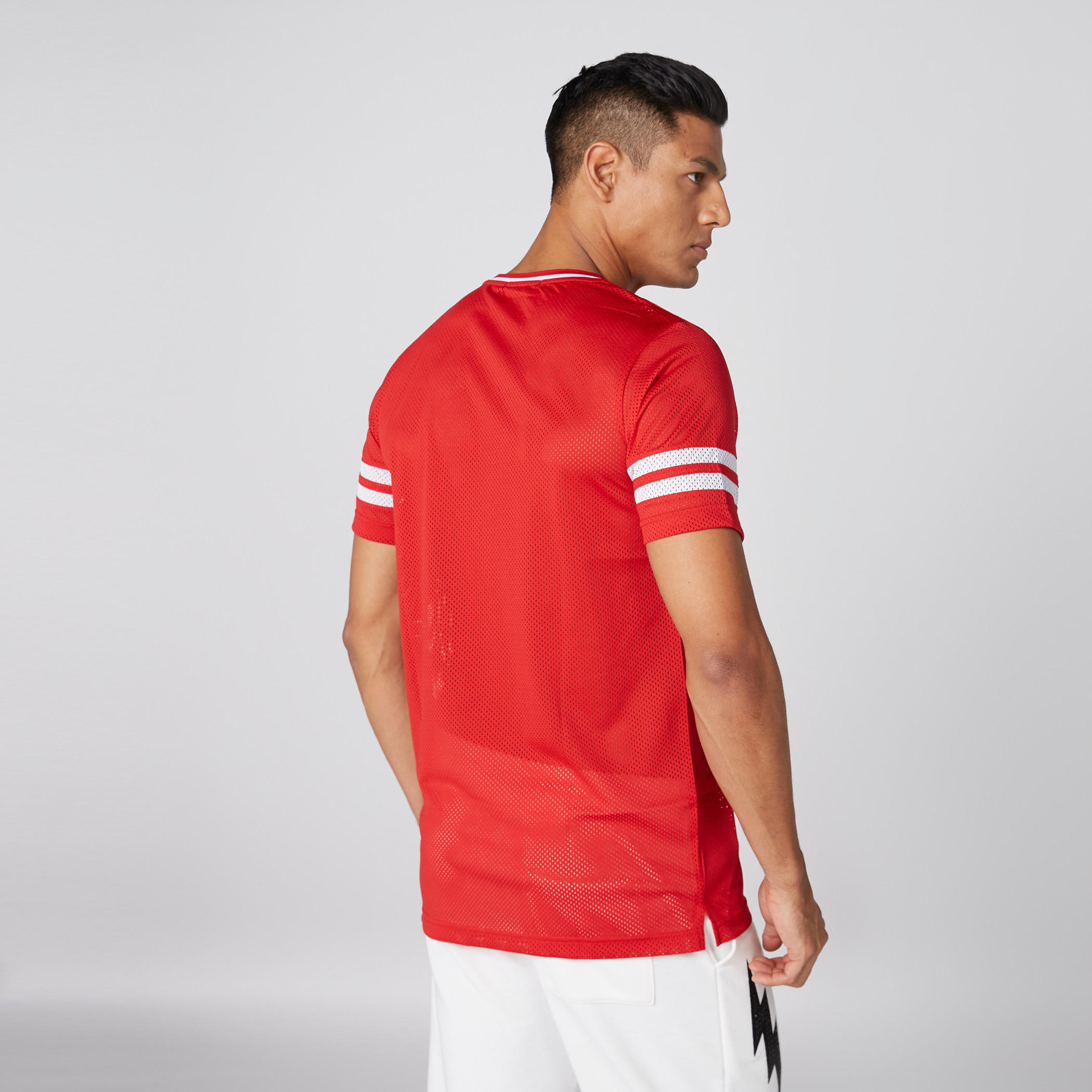 تيشيرت شبكي بياقة مستديرة وأكمام قصيرة وطبعات-men-clothing-tshirtsandpolos-tshirts-image-2