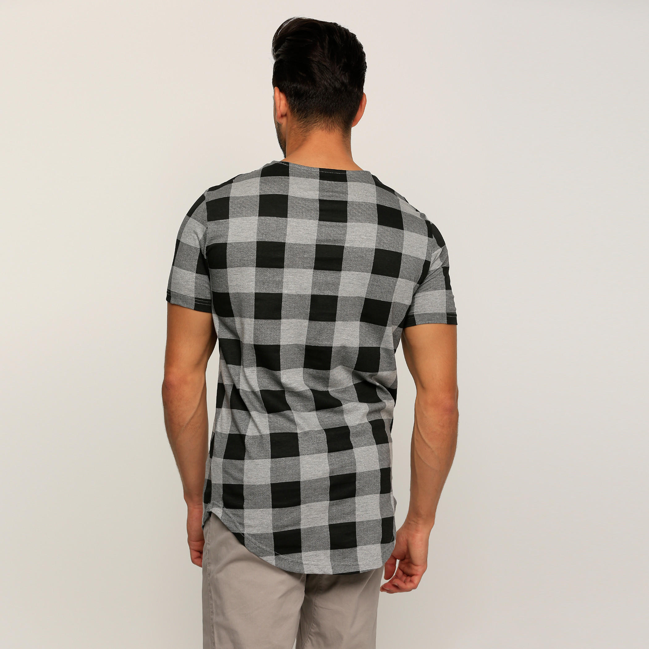 تيشيرت كاروهات بياقة مستديرة وأكمام قصيرة-men-clothing-tshirtsandpolos-tshirts-image-2