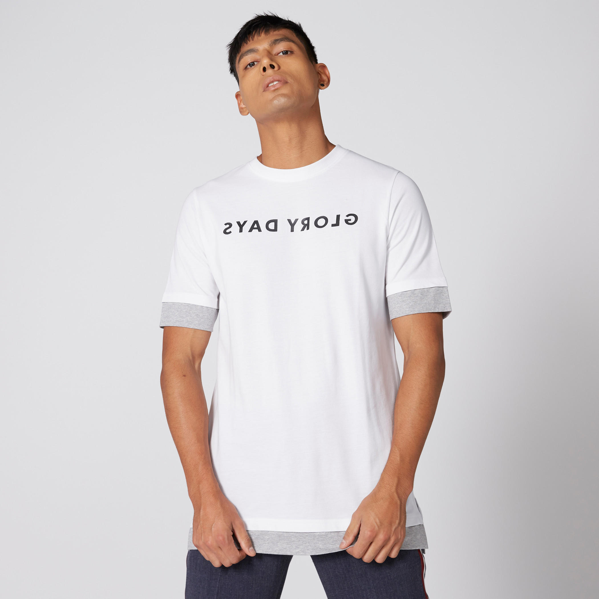 تيشيرت طويل بياقة مستديرة وأكمام قصيرة وطبعات-men-clothing-tshirtsandpolos-tshirts-image-3