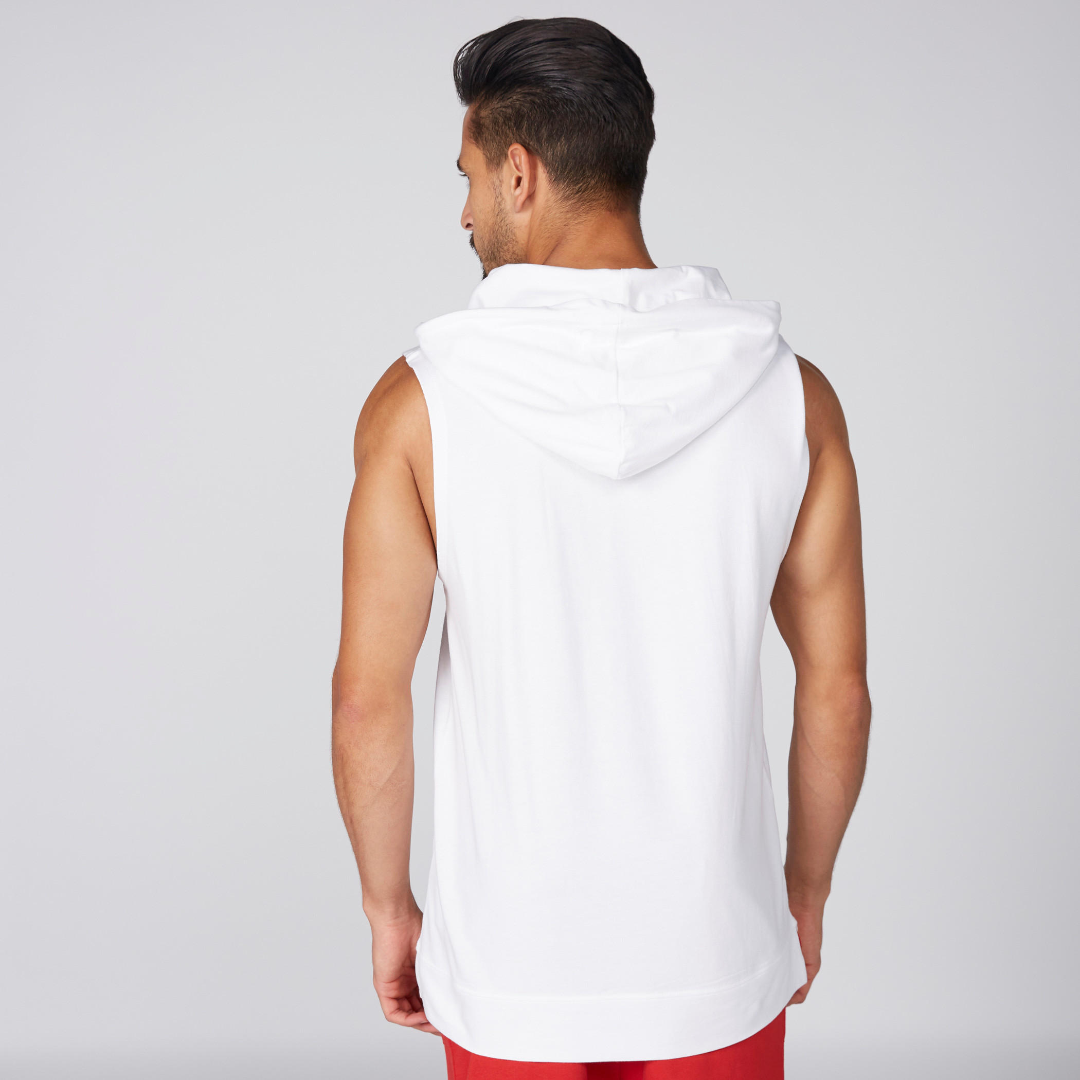 تيشيرت دون أكمام بحوّاف غير مستوية وقبعة وطبعات-men-clothing-tshirtsandpolos-tshirts-image-3