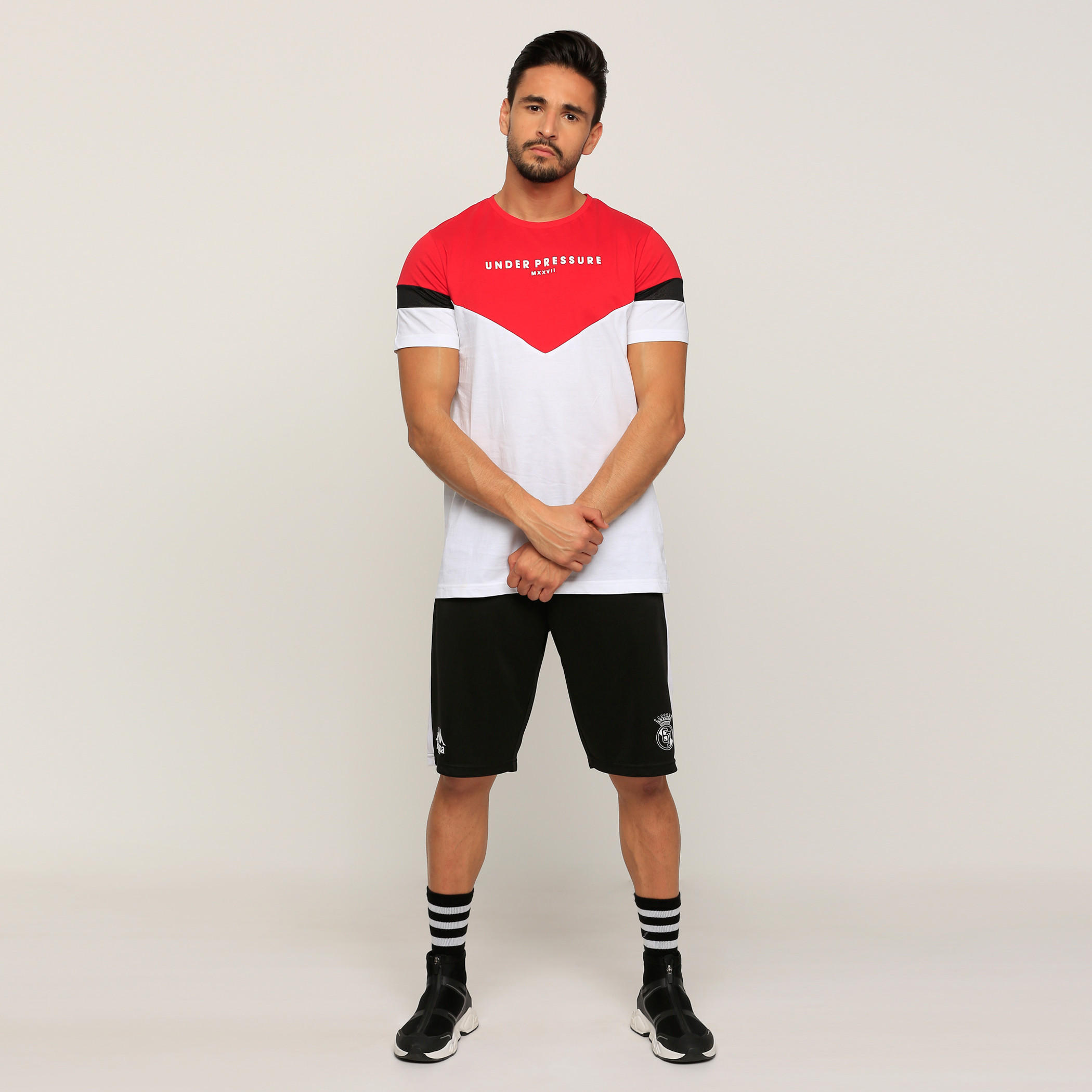 تيشيرت بياقة مستديرة وأكمام قصيرة مع طبعات-men-clothing-tshirtsandpolos-tshirts-image-5