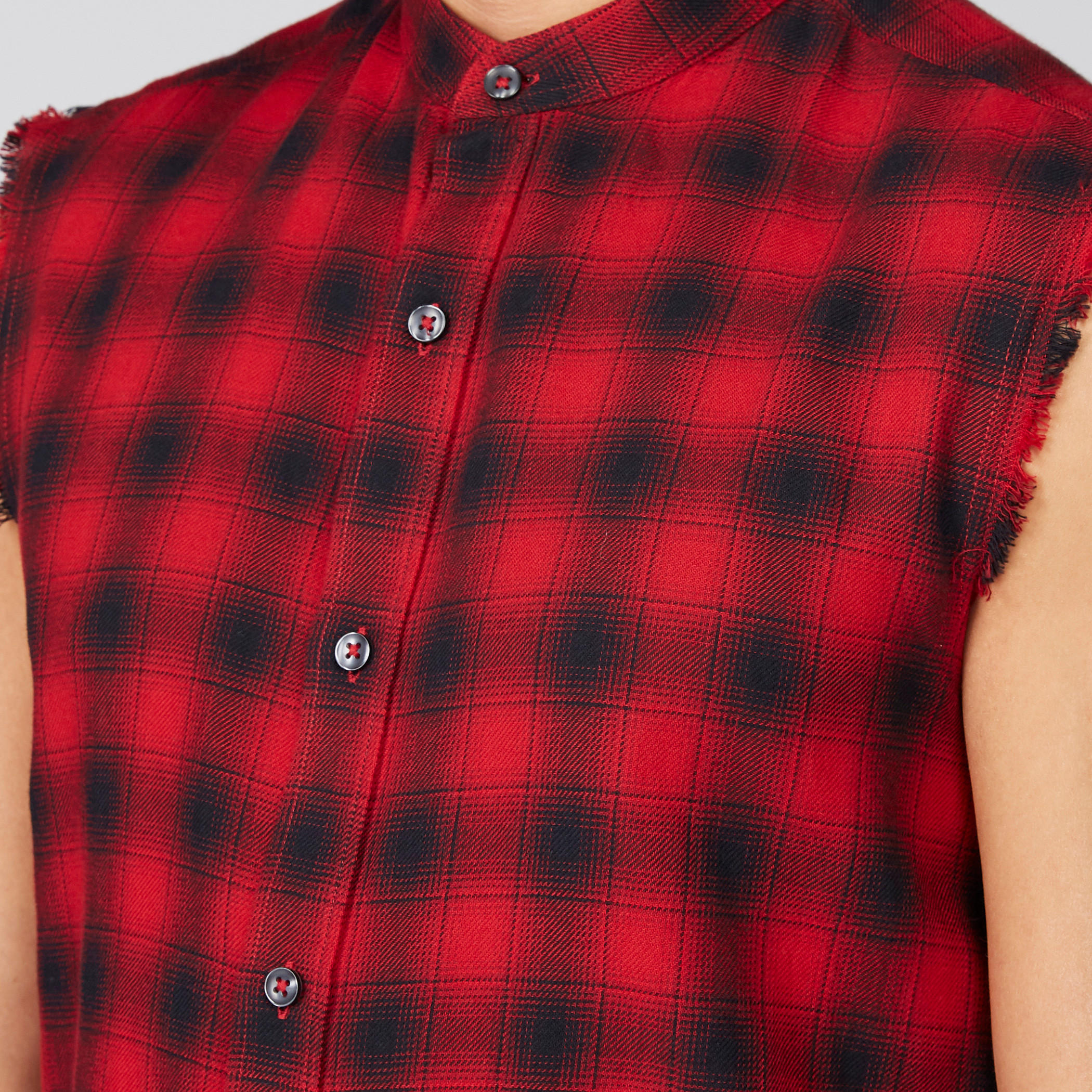 قميص كاروهات دون أكمام بياقة ماندارين وأزرار-men-clothing-shirts-image-2