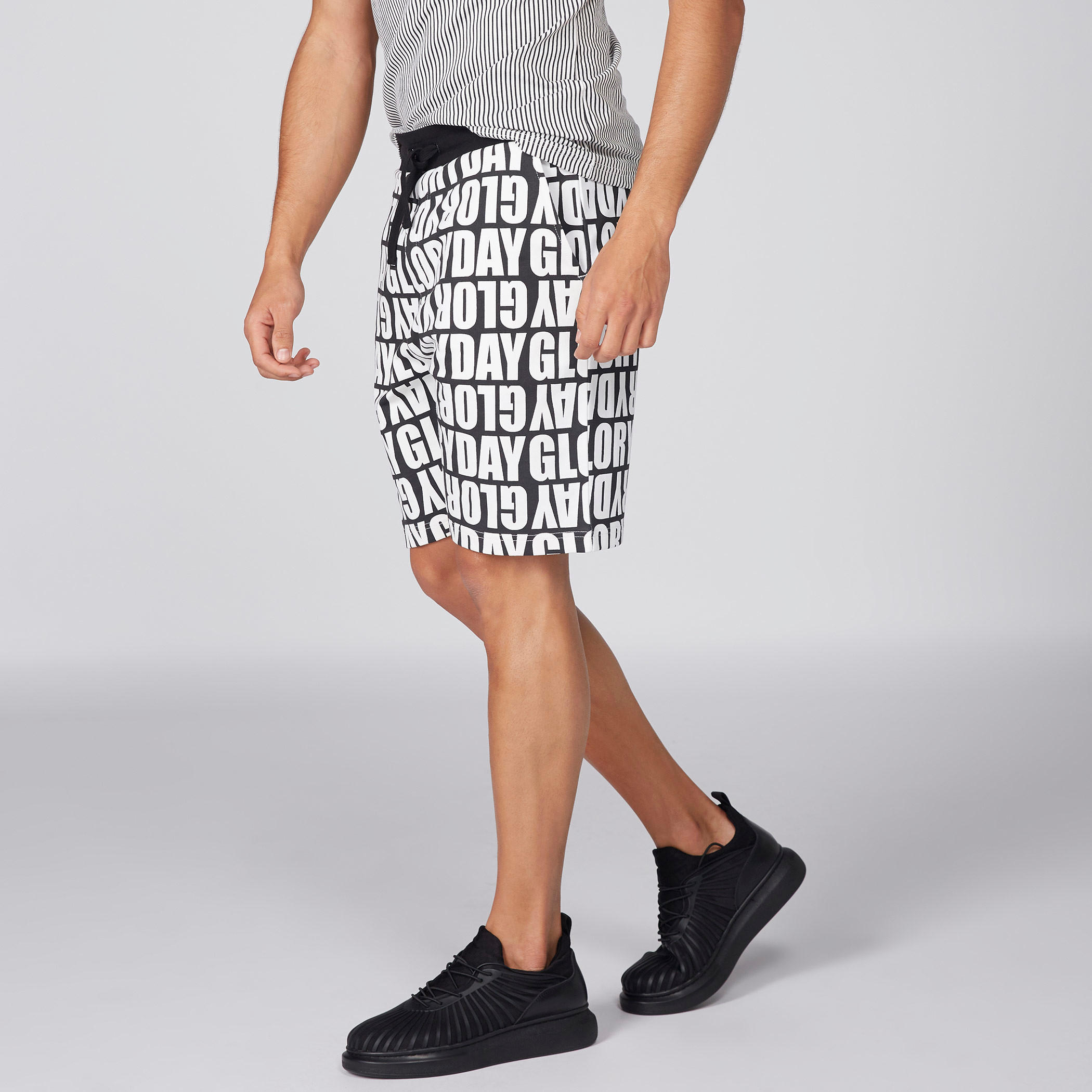 شورت برباط وطبعات-men-clothing-bottoms-shorts-image-2