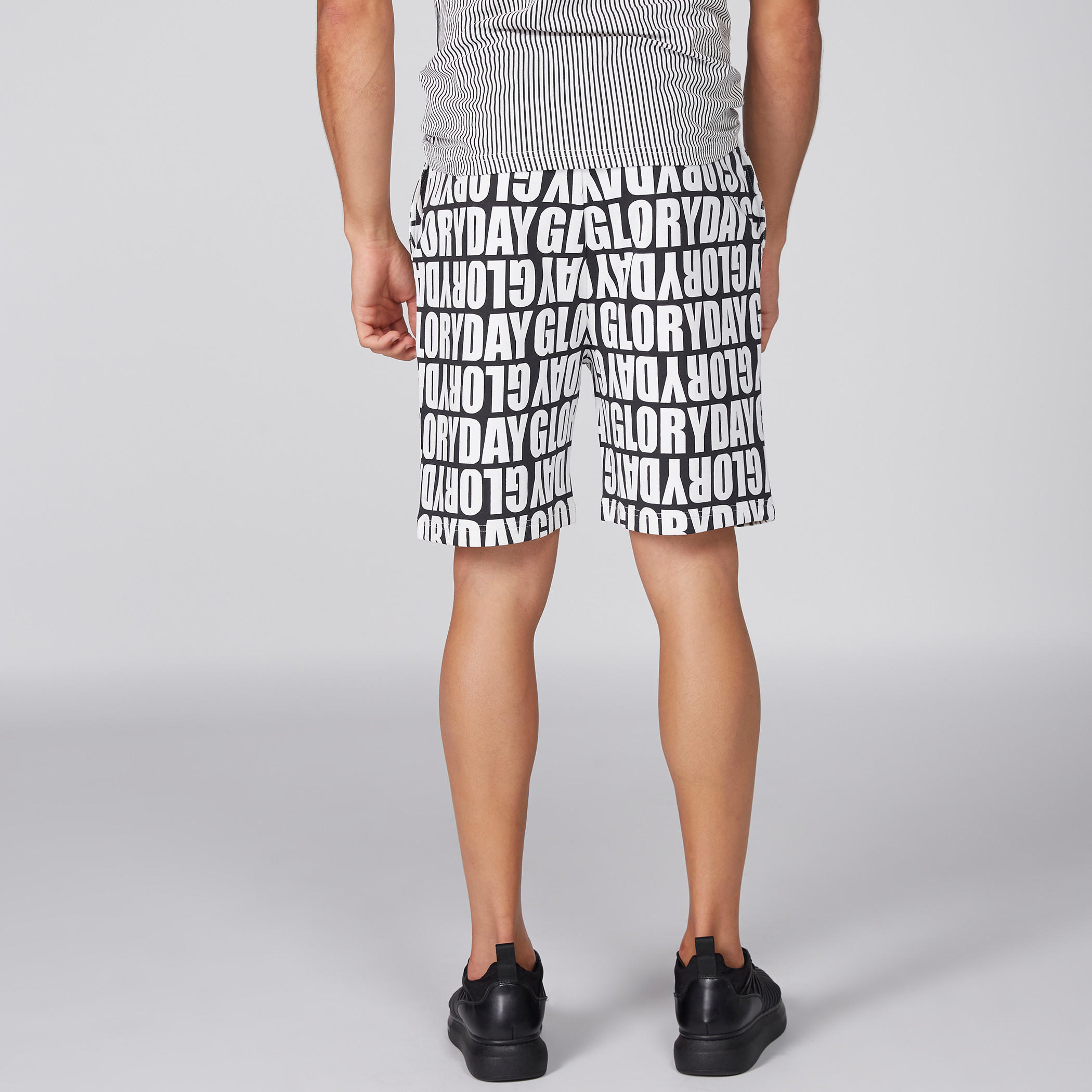 شورت برباط وطبعات-men-clothing-bottoms-shorts-image-5