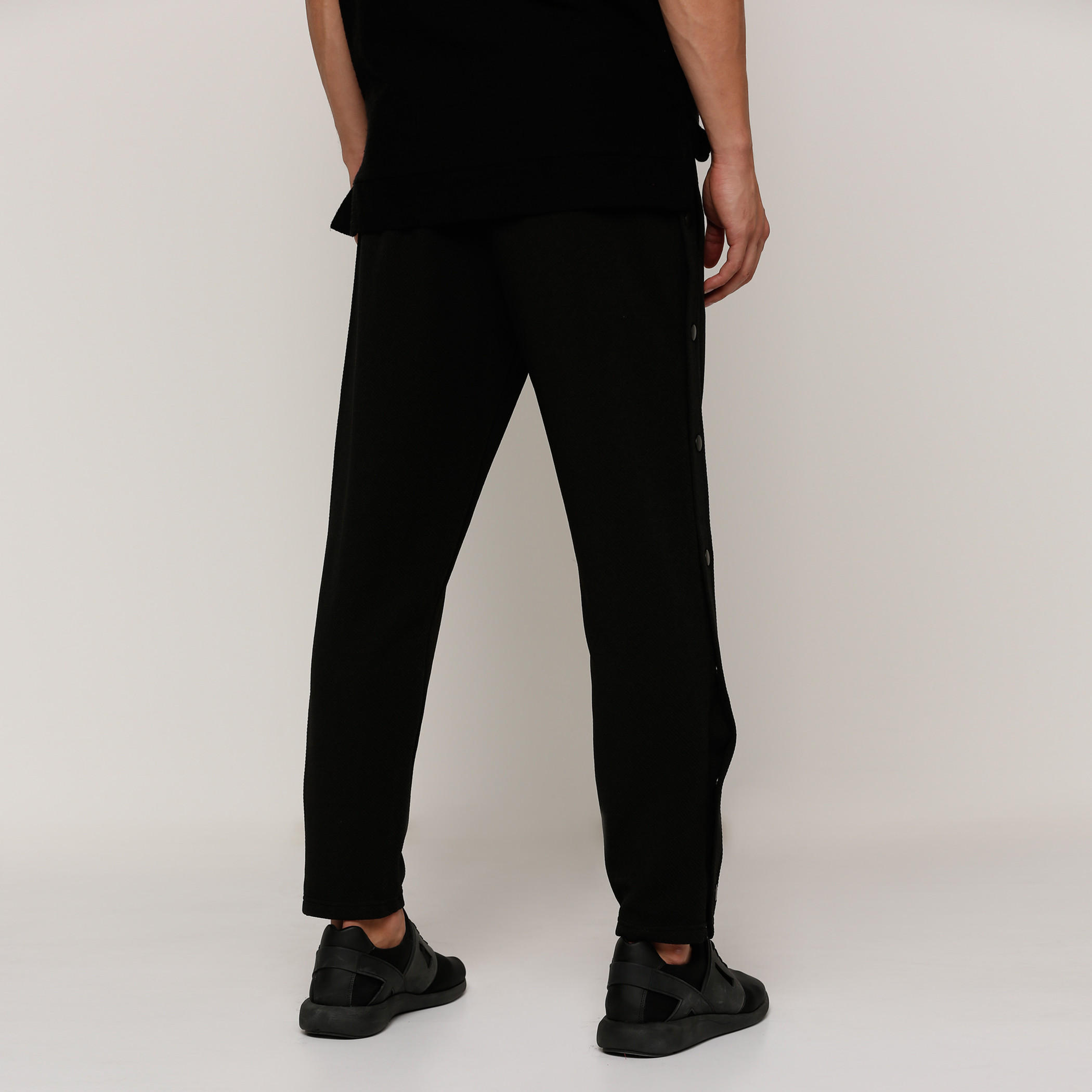 بنطال طويل بخصر مطاطي-men-clothing-bottoms-trousersandchinos-trousers-image-2