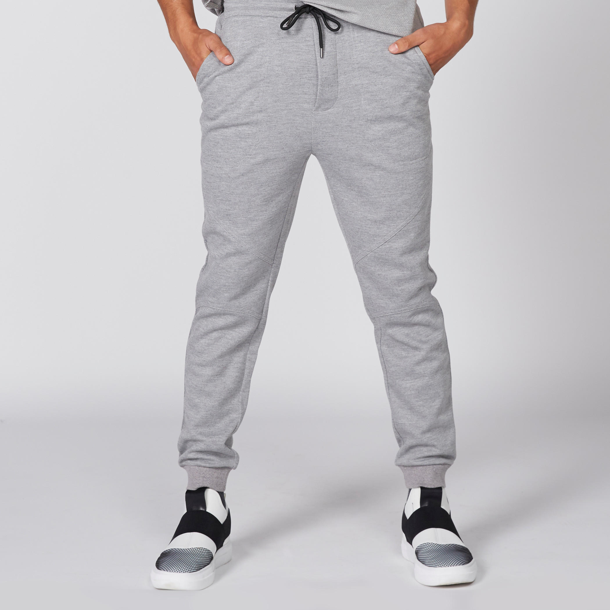 بنطال رياضي طويل بجيوب-men-clothing-bottoms-joggers-image-1