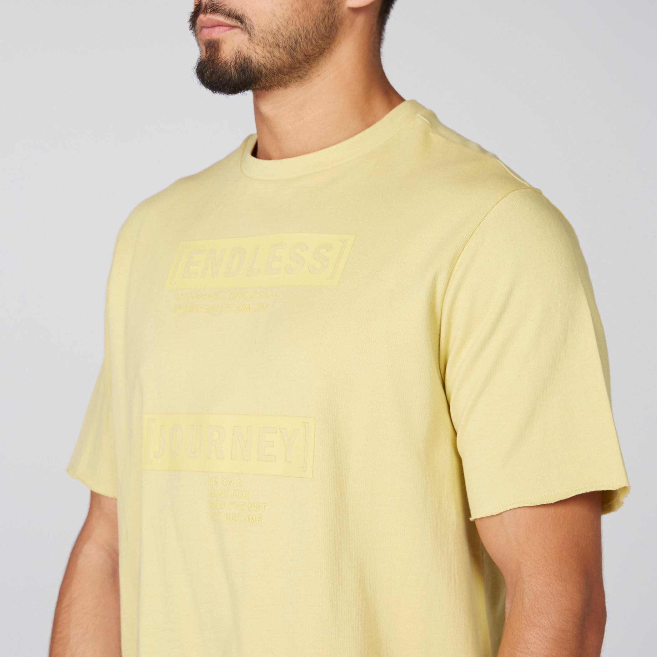 تيشيرت مضلع وأكمام قصيرة-men-clothing-tshirtsandpolos-tshirts-image-2