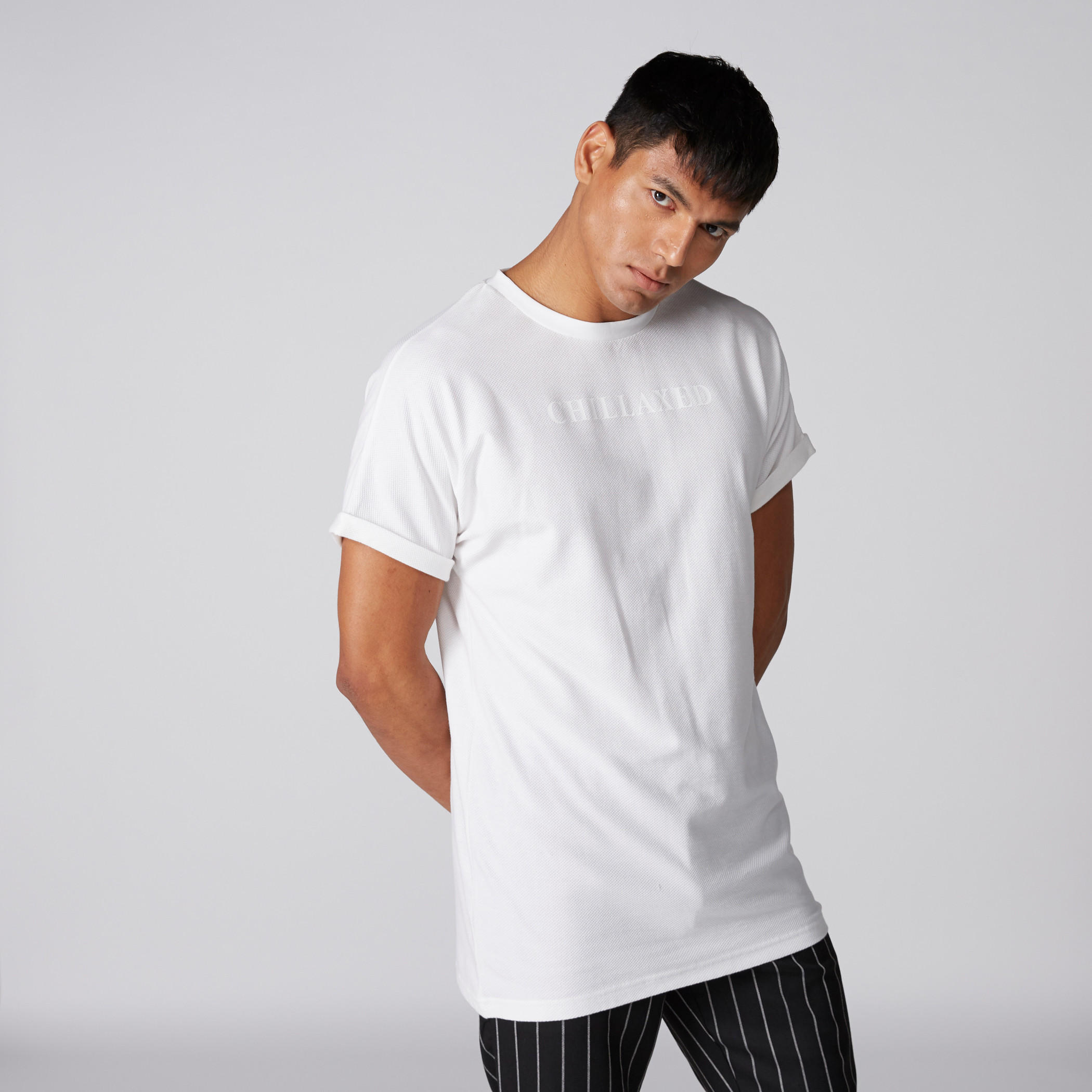 تيشيرت طويل بأكمام قصيرة وطبعات-men-clothing-tshirtsandpolos-tshirts-image-4