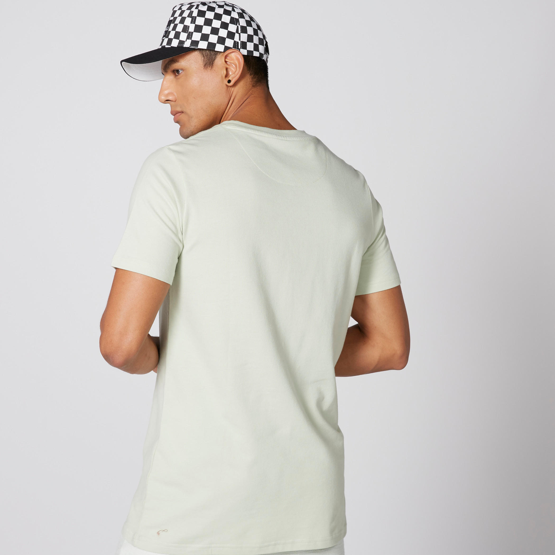 تيشيرت بياقة مستديرة وأكمام قصيرة-men-clothing-tshirtsandpolos-tshirts-image-3