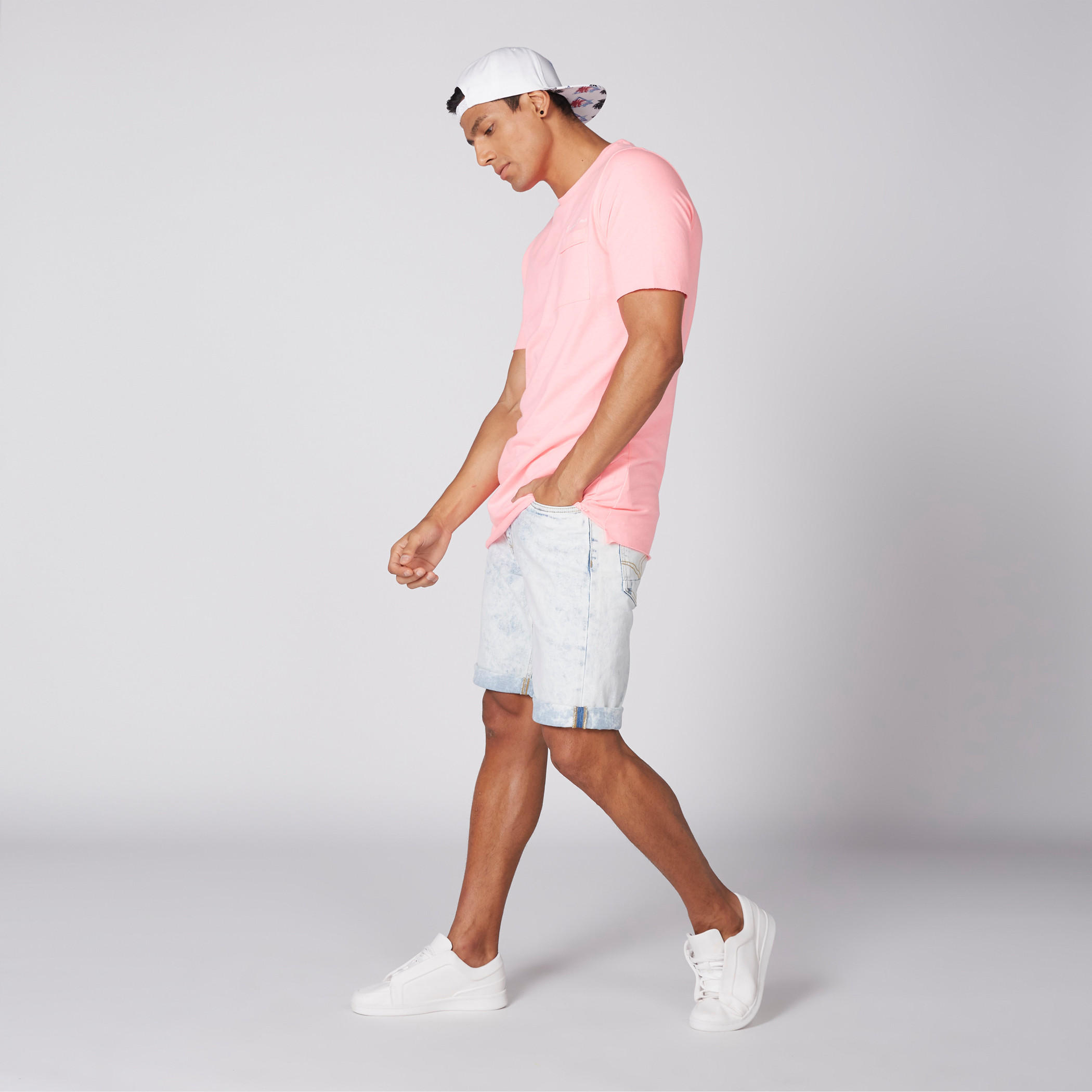 تيشيرت بياقة مستديرة وأكمام قصيرة-men-clothing-tshirtsandpolos-tshirts-image-2