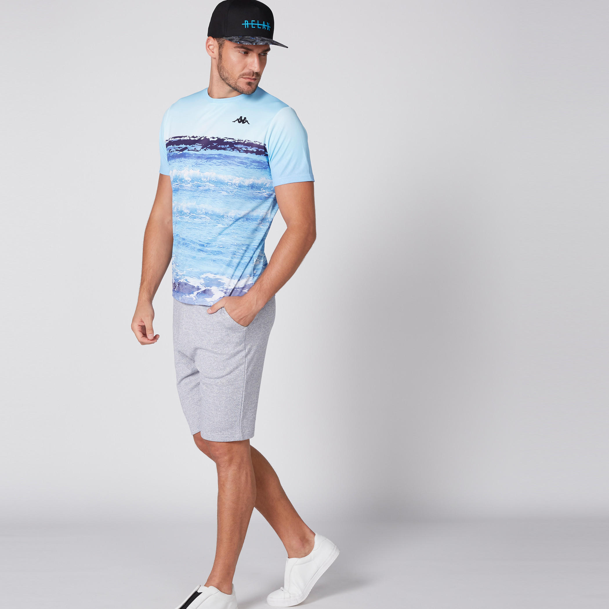 شورت بخصر مطّاطي وجيوب ورباط-men-clothing-bottoms-shorts-image-1