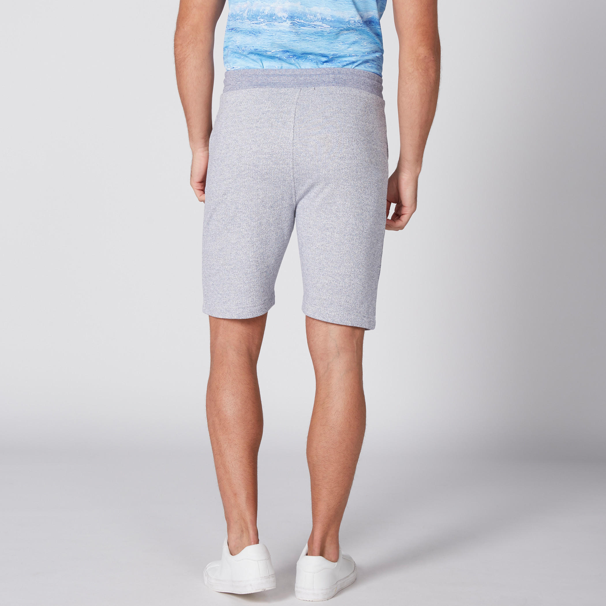 شورت بخصر مطّاطي وجيوب ورباط-men-clothing-bottoms-shorts-image-5
