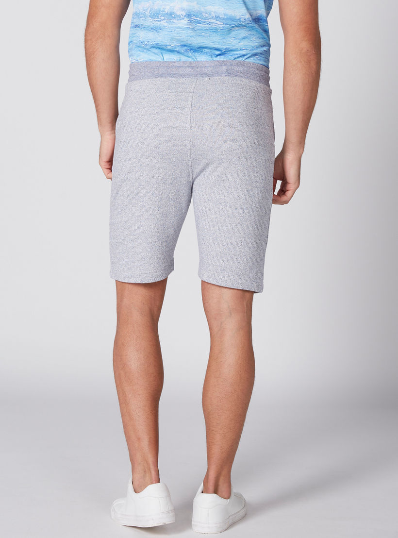 شورت بخصر مطّاطي وجيوب ورباط-men-clothing-bottoms-shorts-image-5