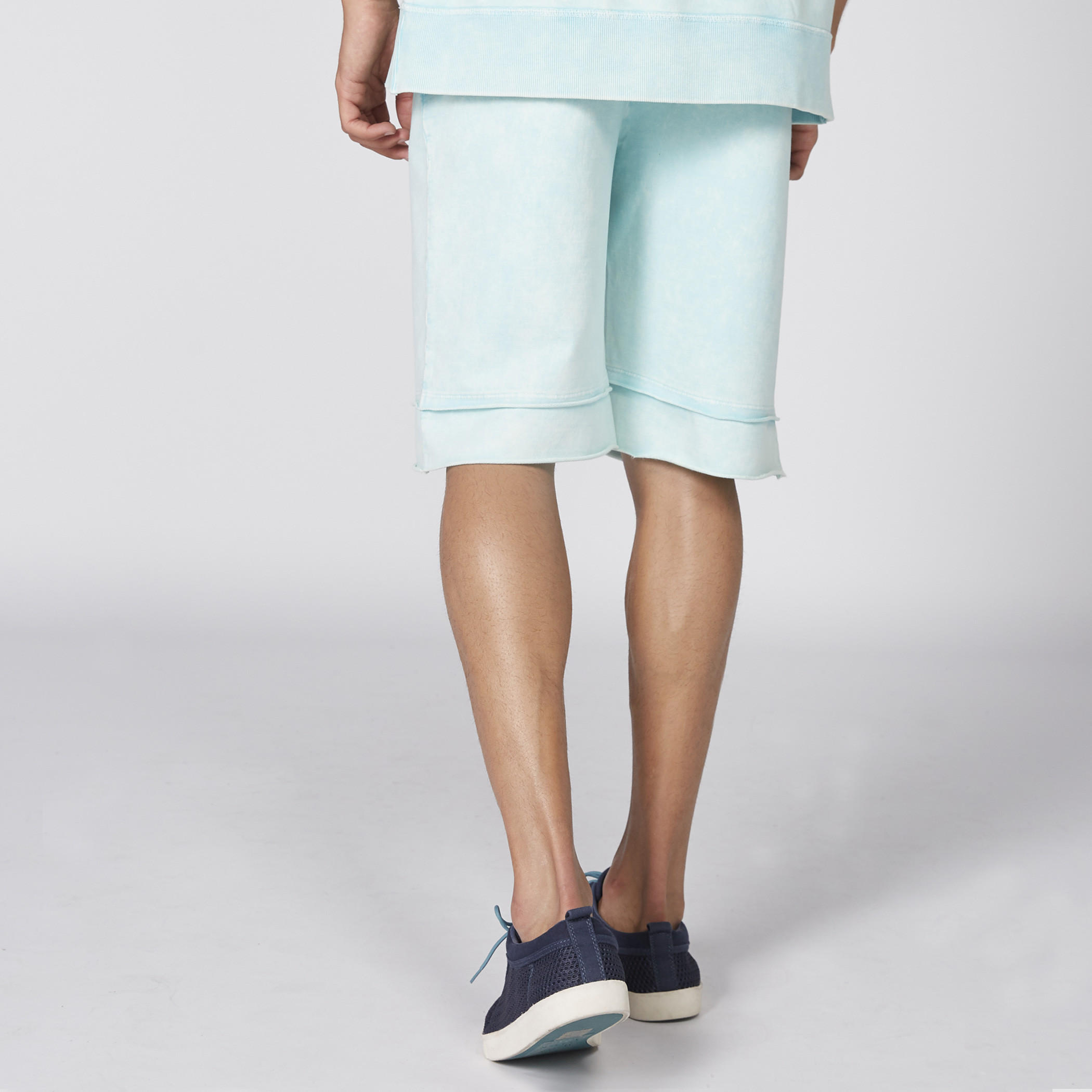 شورت بجيوب وخصر مطّاطي ورباط-men-clothing-bottoms-shorts-image-5