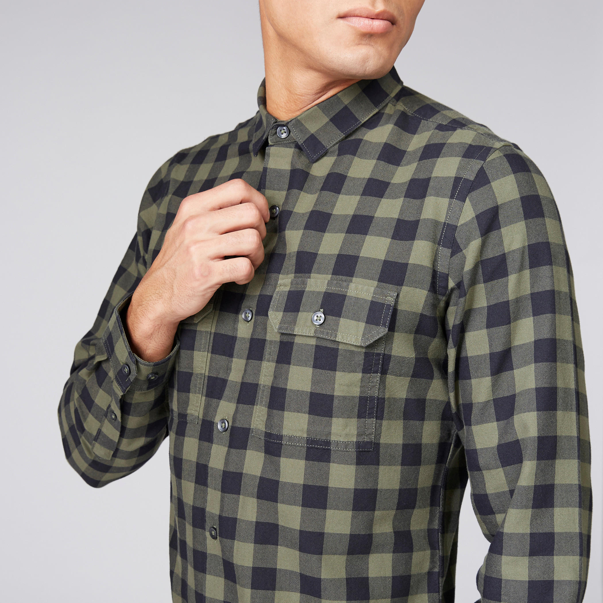 قميص بأكمام طويلة وأزرار وجيوب-men-clothing-shirts-image-3