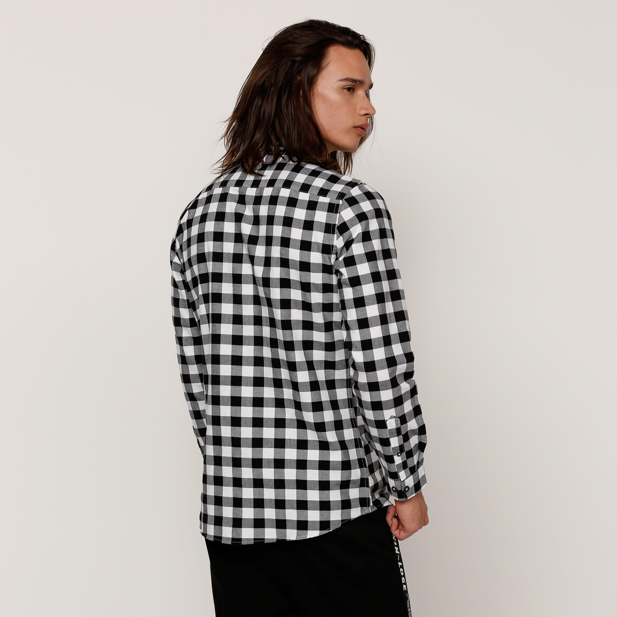 قميص كاروهات بأكمام طويلة وأزرار-men-clothing-shirts-image-2