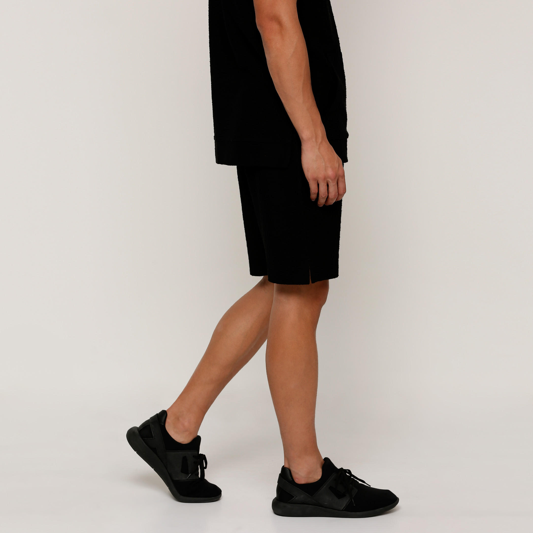 شورت بخصر مطاطي وجيوب-men-clothing-bottoms-shorts-image-3