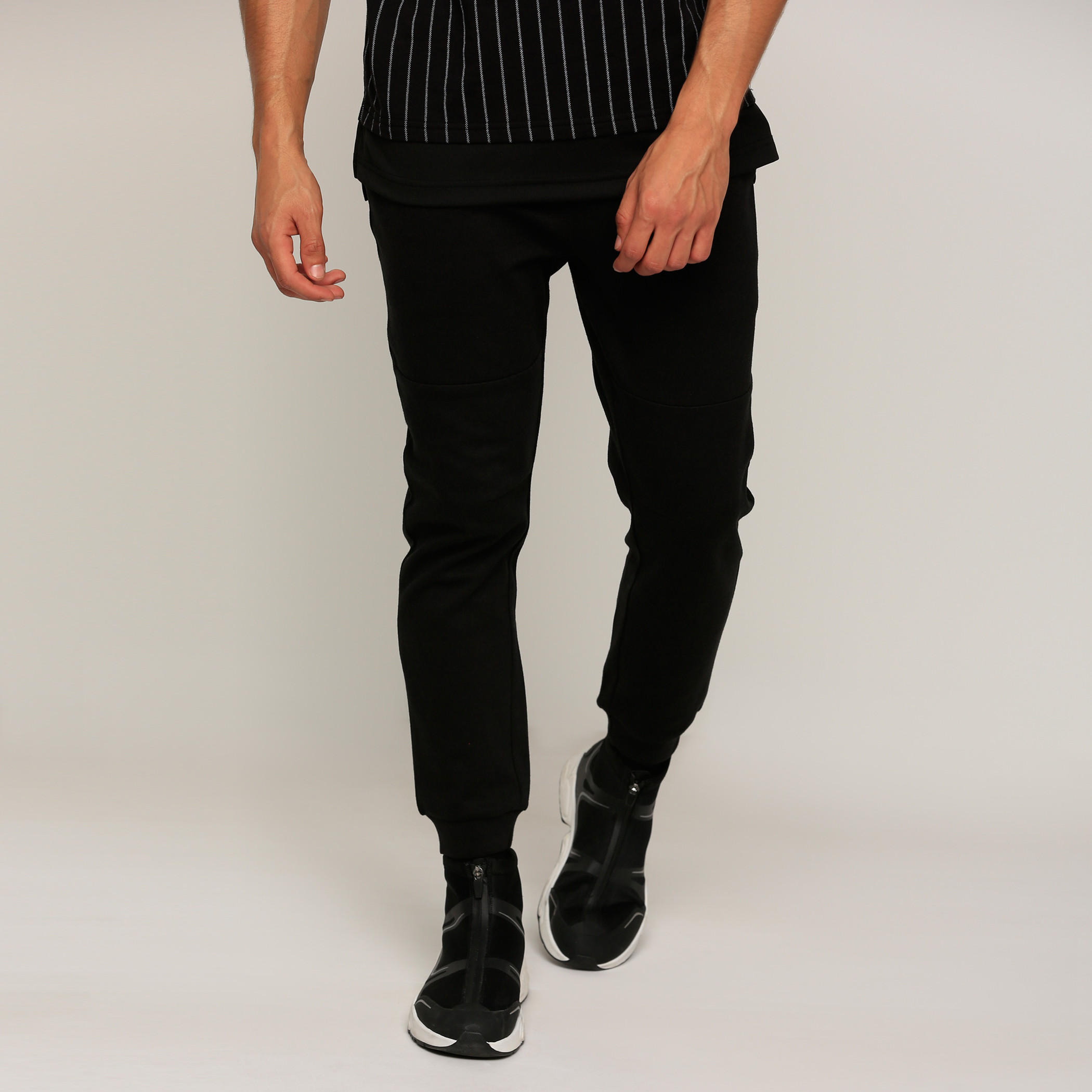 بنطال رياضي طويل بجيوب-men-clothing-bottoms-joggers-image-1