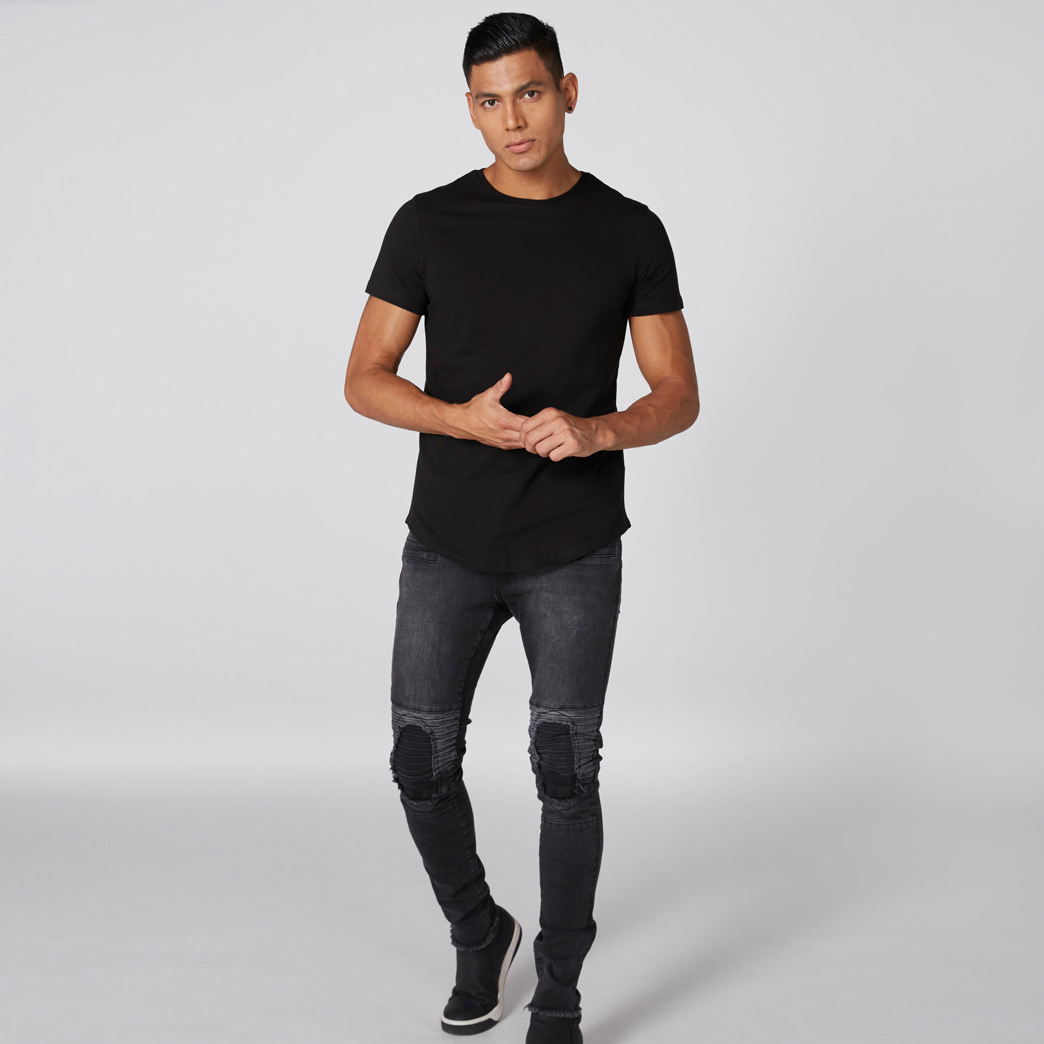 Round Neck T-Shirt with Short Sleeves-men-clothing-tshirtsandpolos-tshirts-image-3
