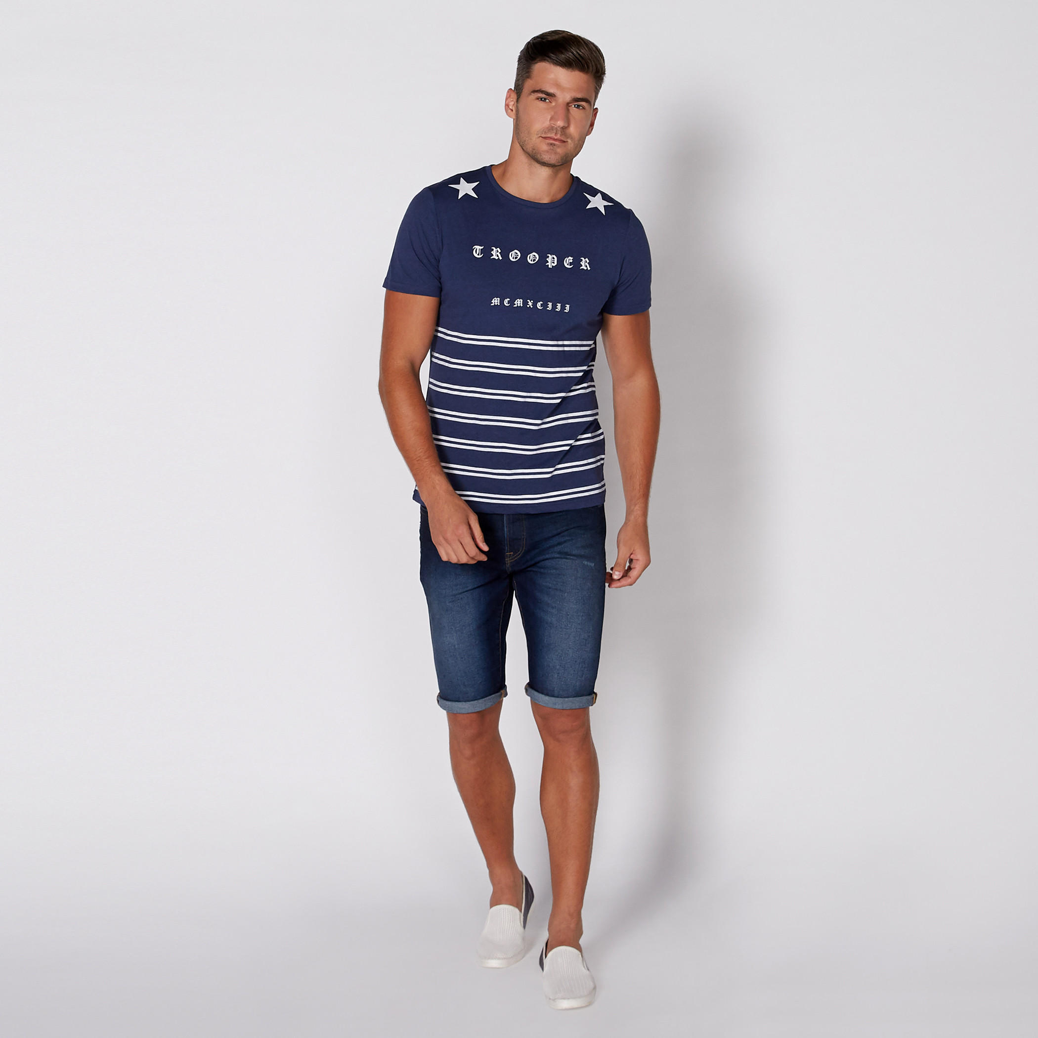 تيشيرت بياقة مستديرة وأكمام قصيرة مع طبعات-men-clothing-tshirtsandpolos-tshirts-image-3