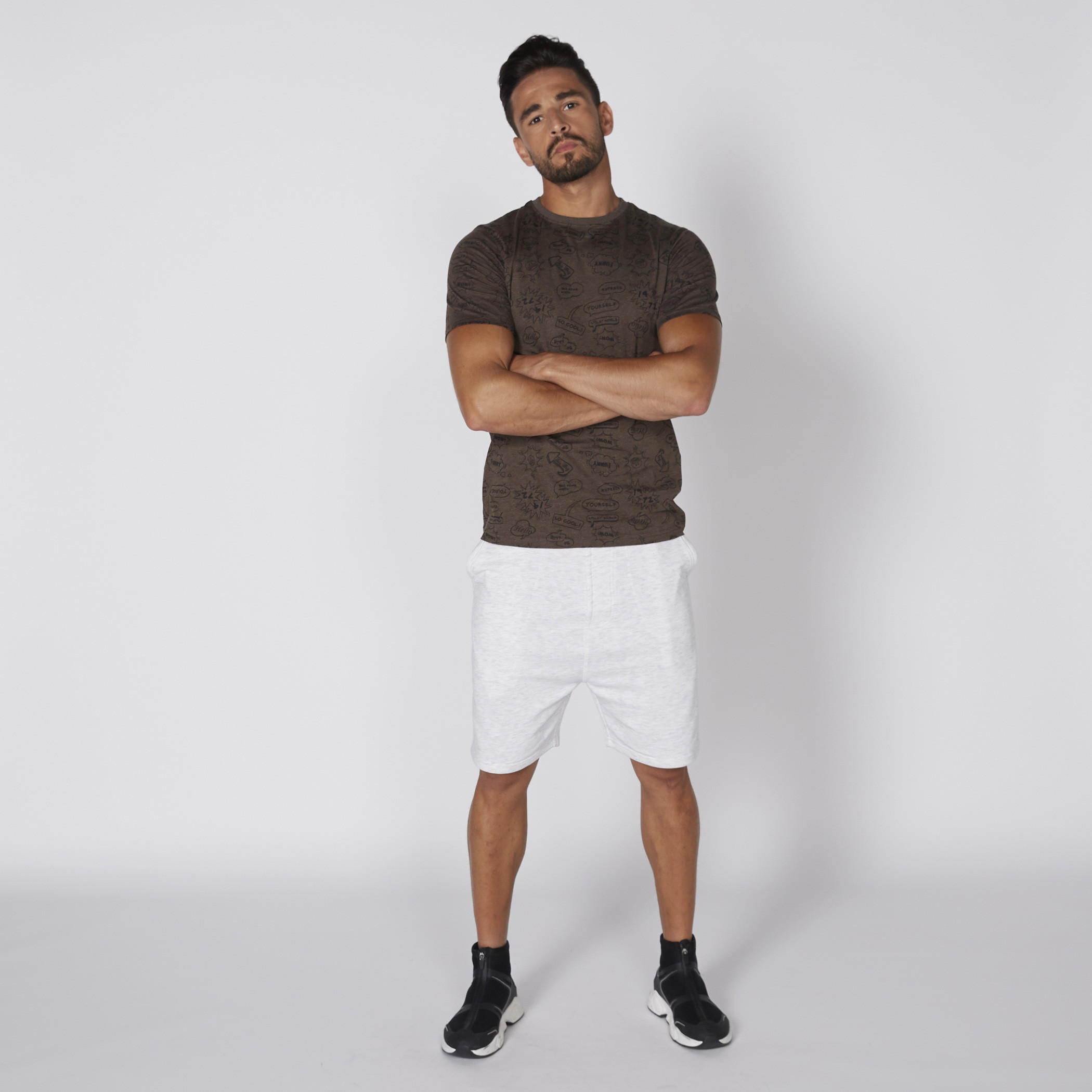 Pocket Detail Shorts with Drawstring Closure-men-clothing-bottoms-shorts-image-1