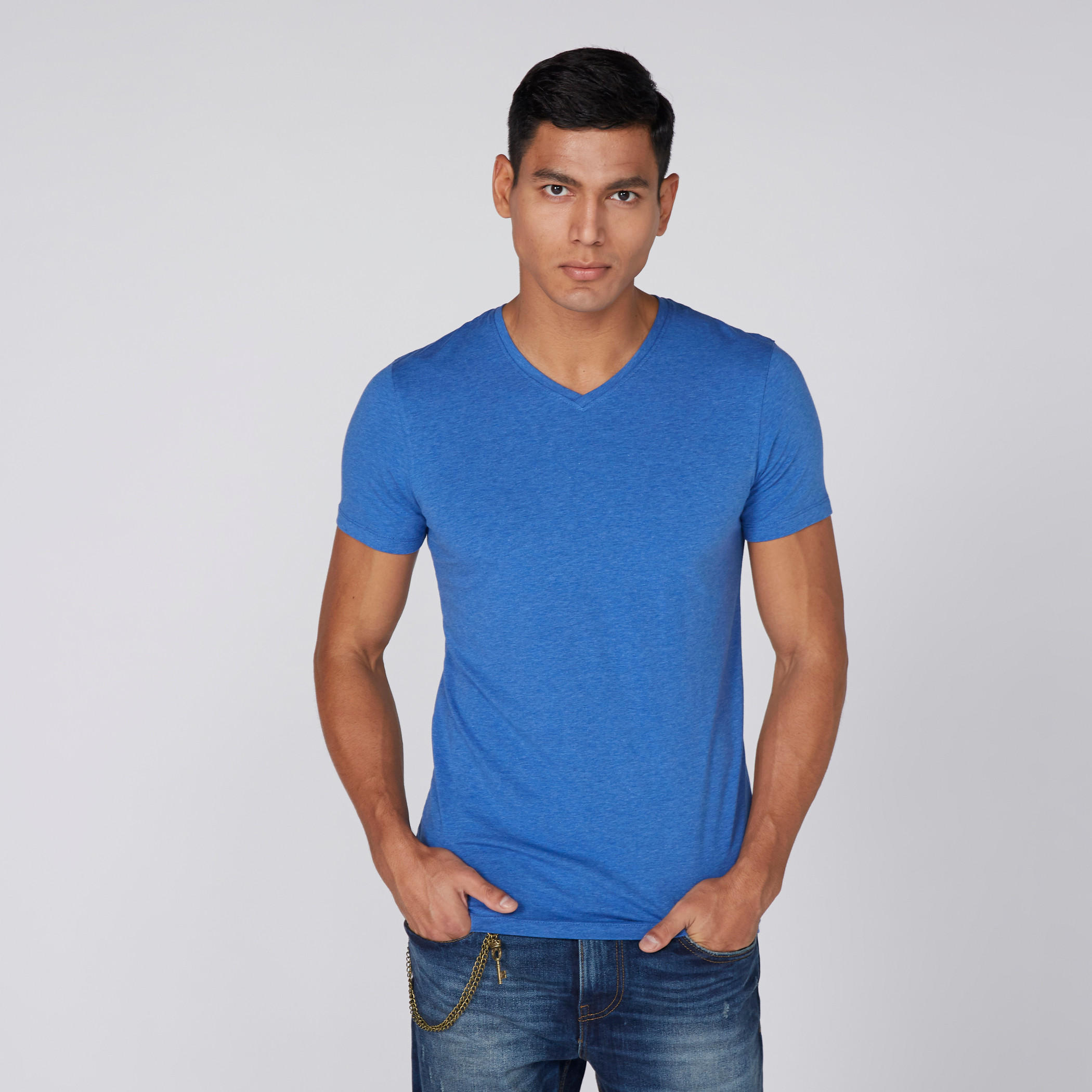 تيشيرت بياقة V وأكمام قصيرة-men-clothing-tshirtsandpolos-tshirts-image-1