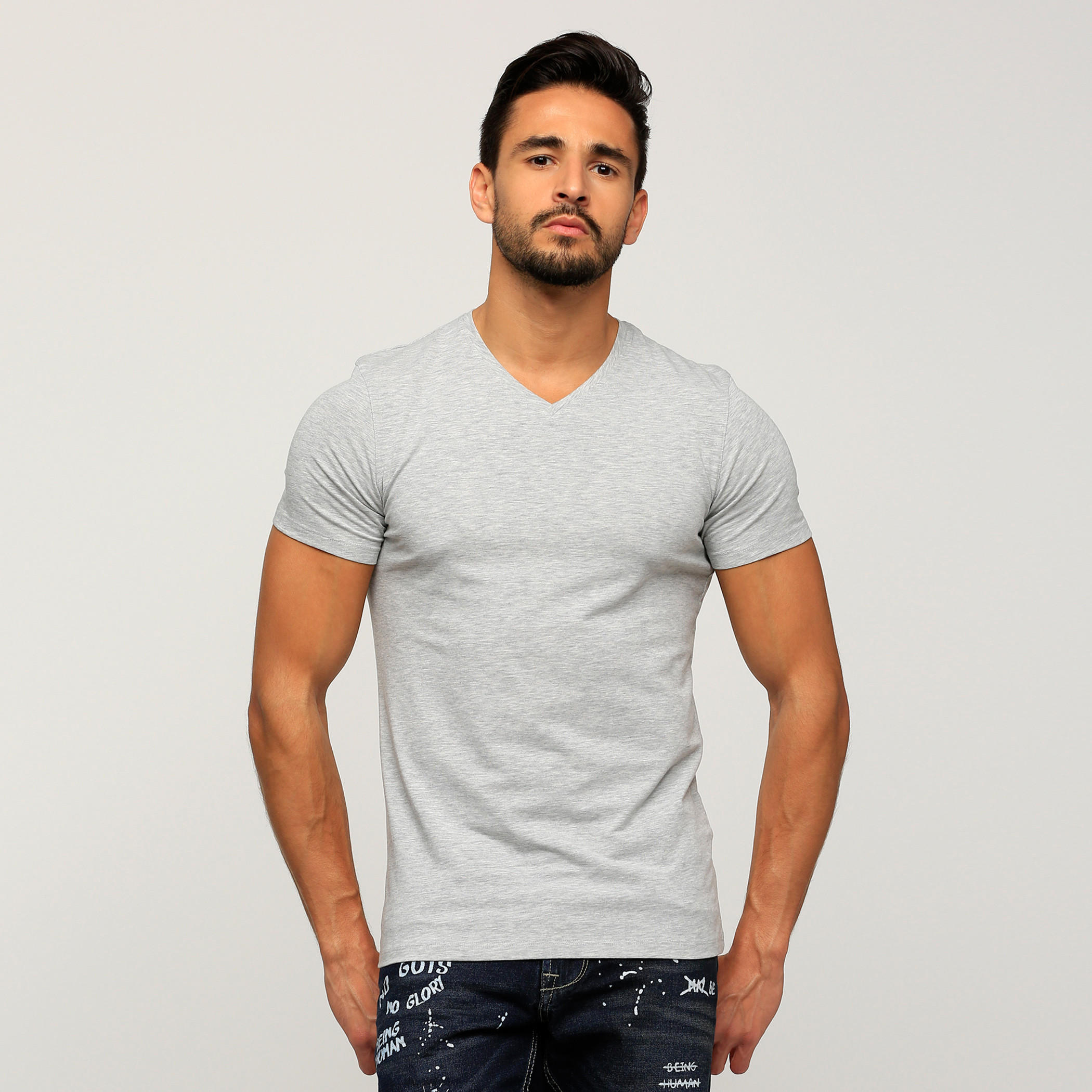 تيشيرت بياقة V وأكمام قصيرة-men-clothing-tshirtsandpolos-tshirts-image-5