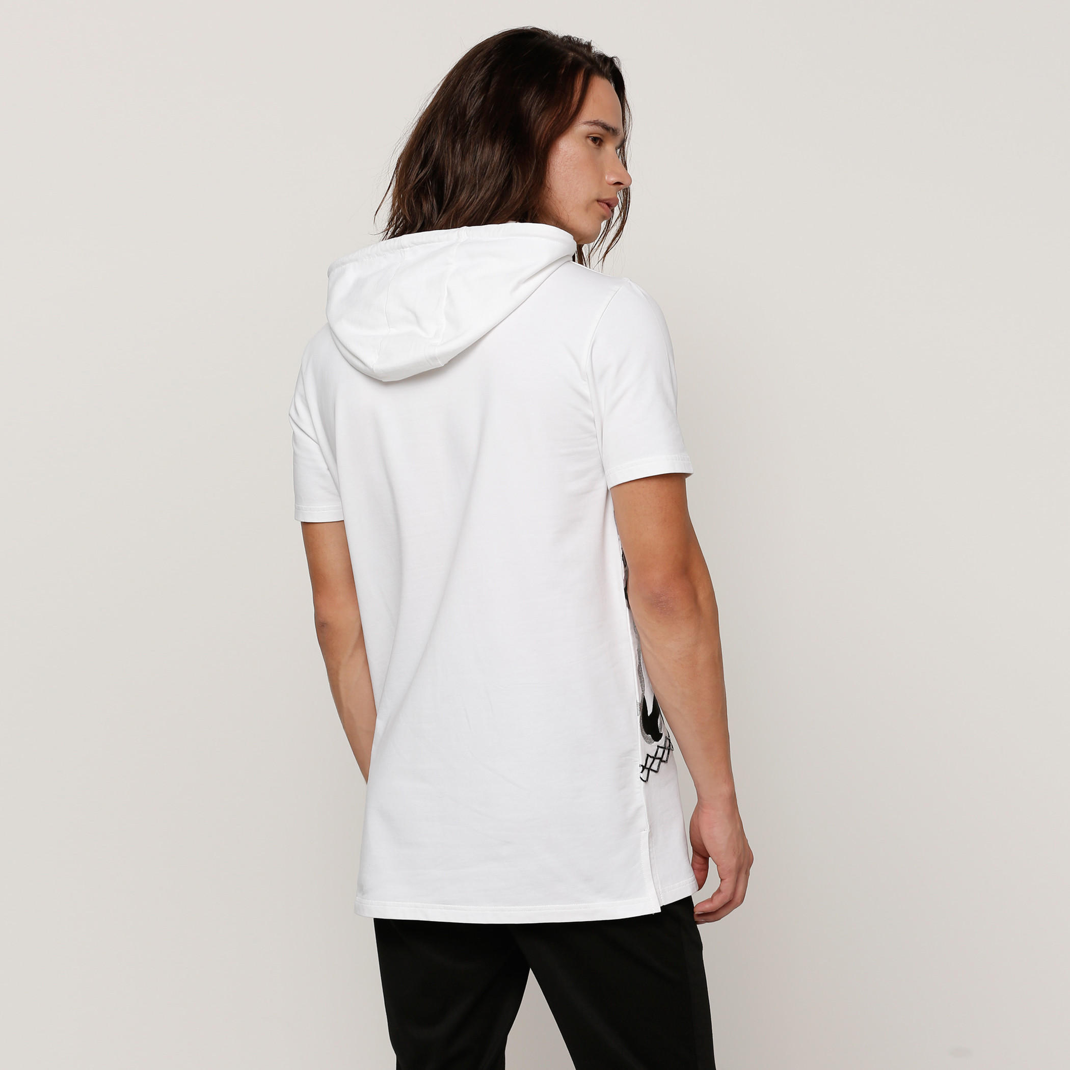 تيشيرت بقبّعة وأكمام قصيرة وطبعات-men-clothing-tshirtsandpolos-tshirts-image-4