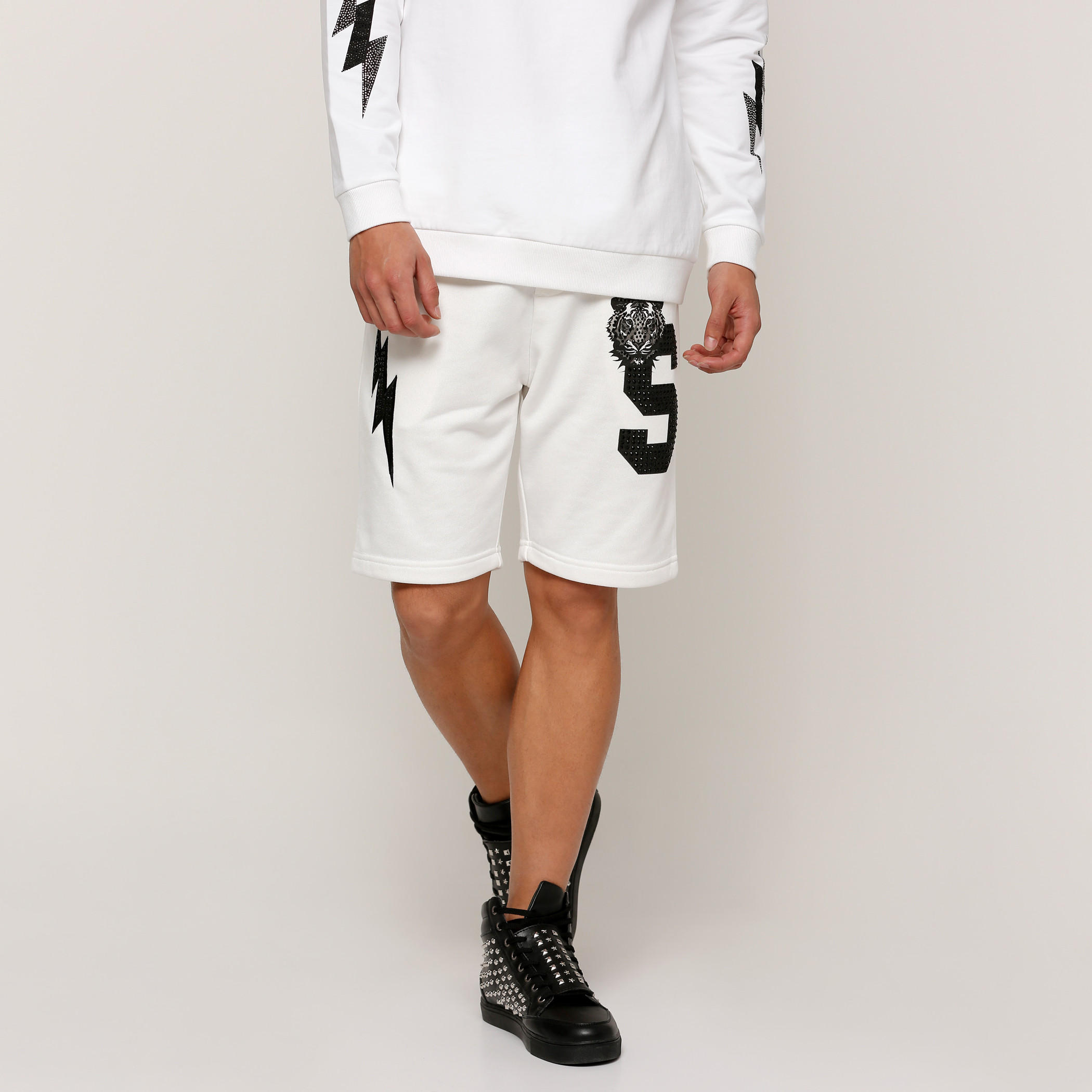 شورت بجيوب وطبعات-men-clothing-bottoms-shorts-image-1