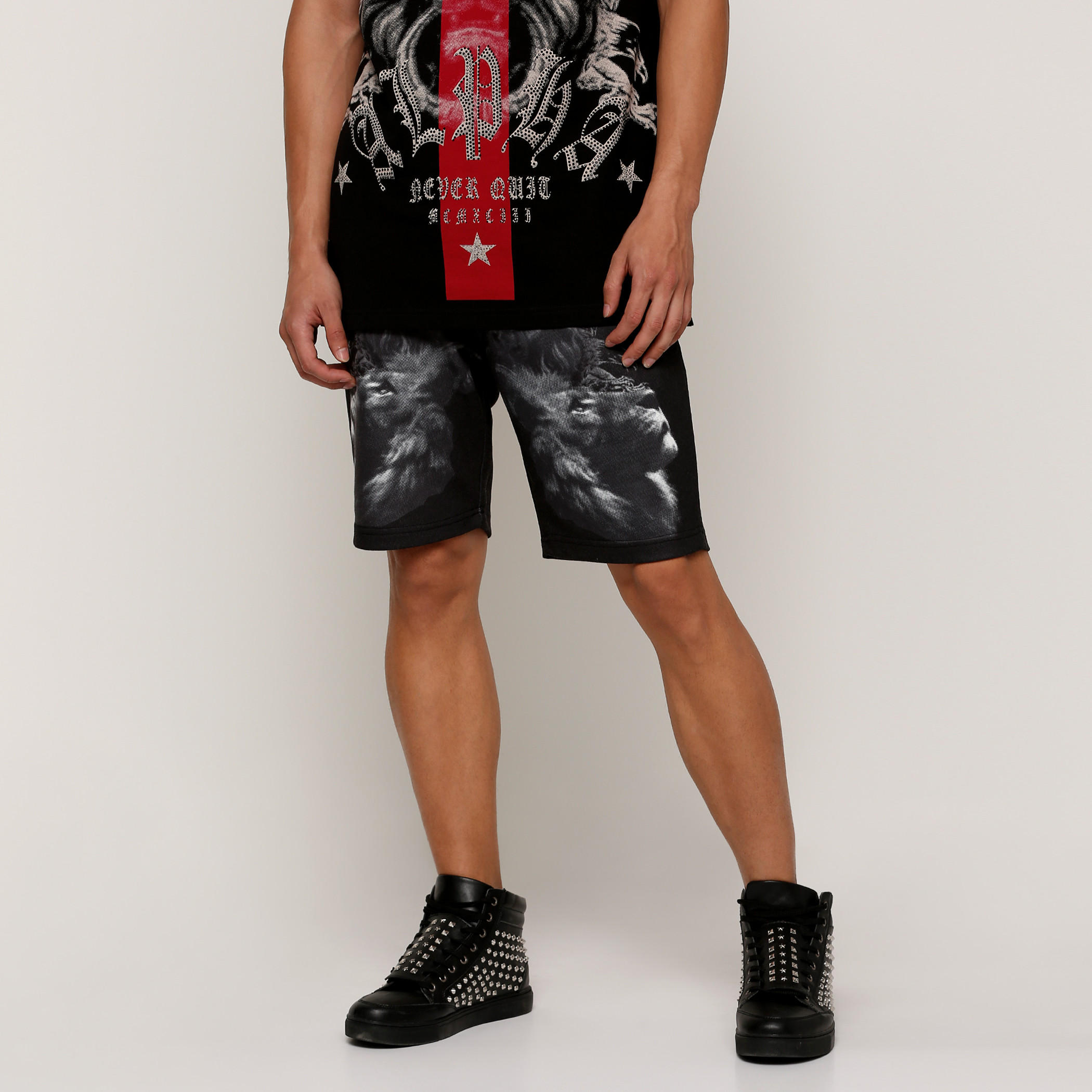 شورت بجيوب وطبعات-men-clothing-bottoms-shorts-image-1