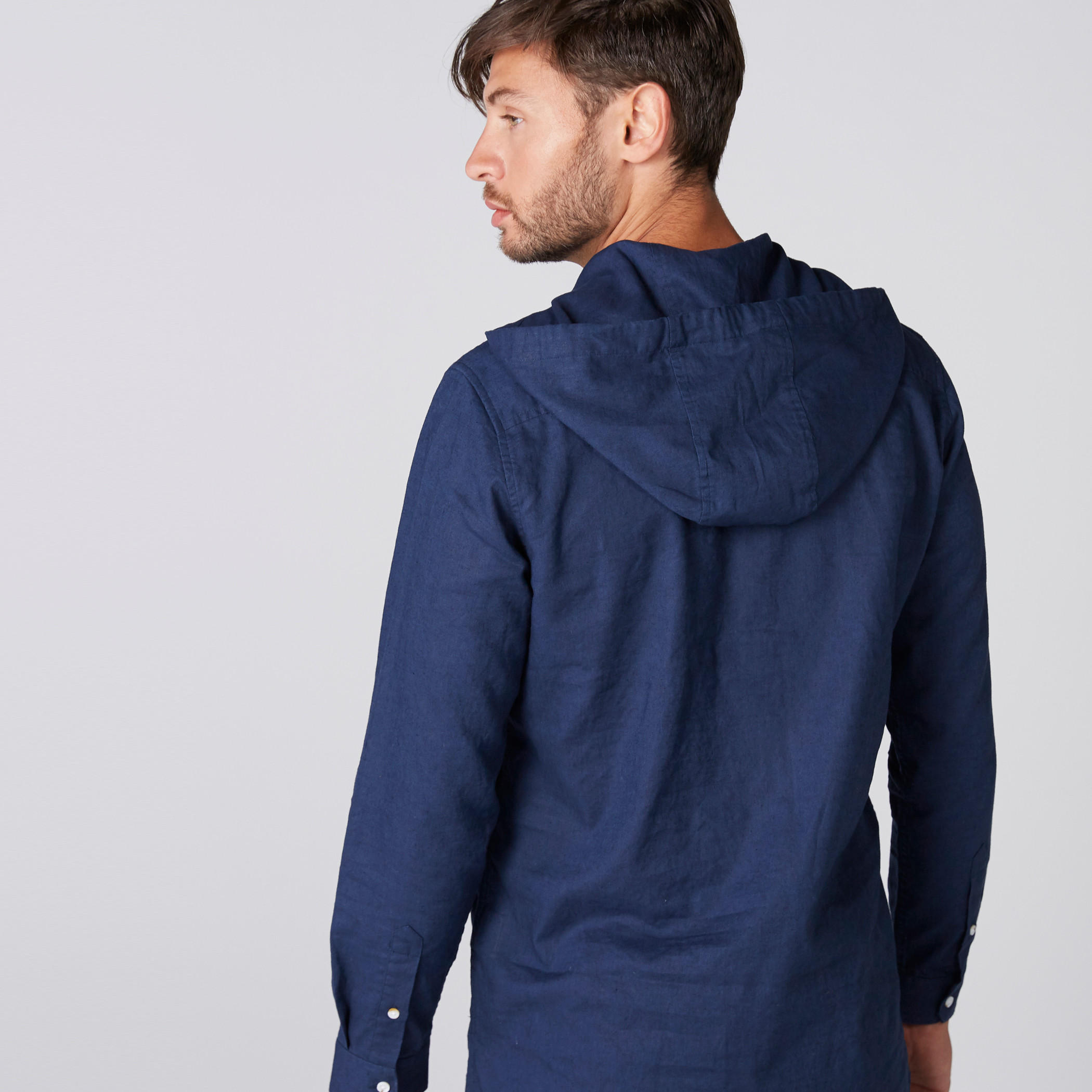 قميص بأكمام طويلة وقبعة-men-clothing-tshirtsandpolos-tshirts-image-3