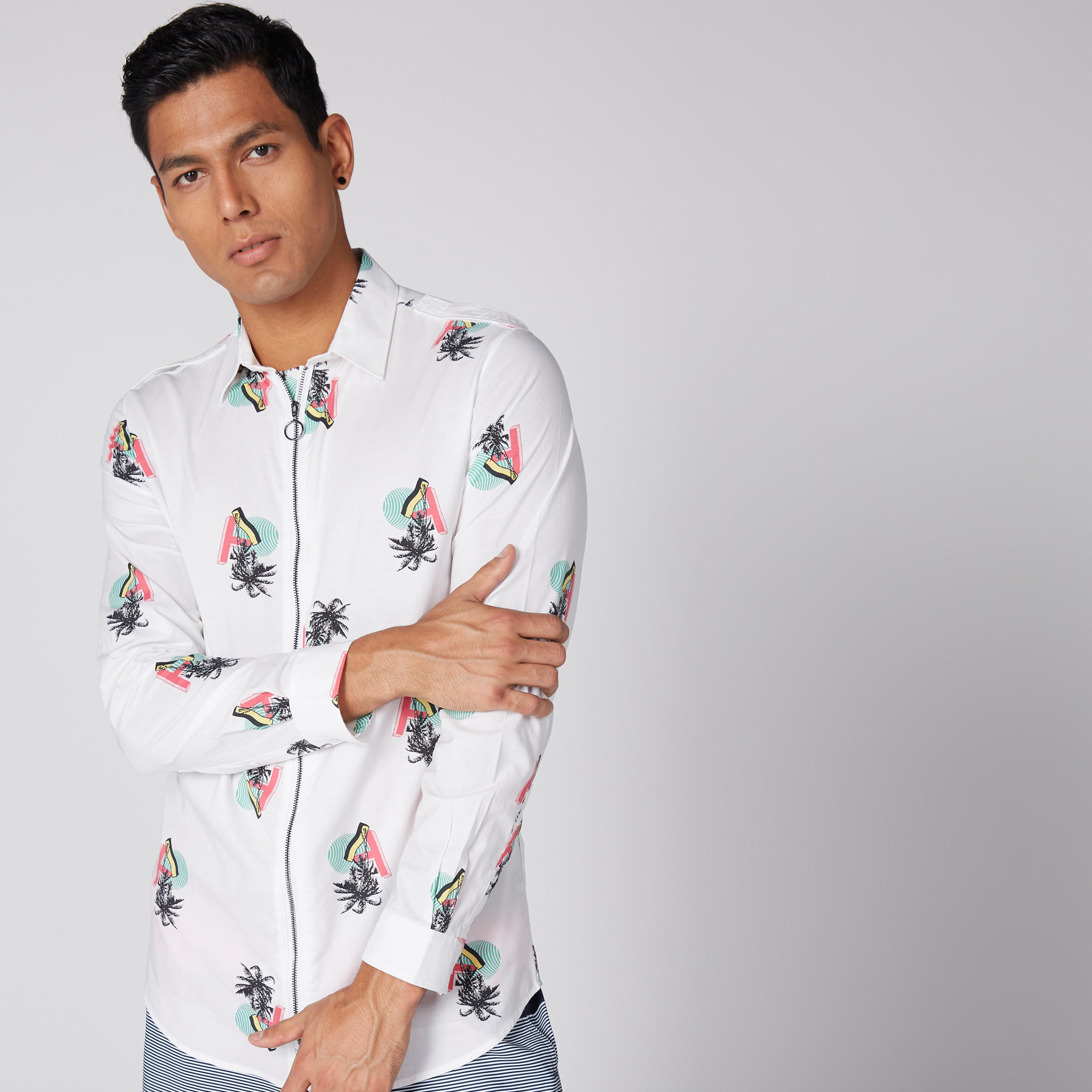 قميص بأكمام طويلة وسحّاب إغلاق وطبعات-men-clothing-shirts-image-2