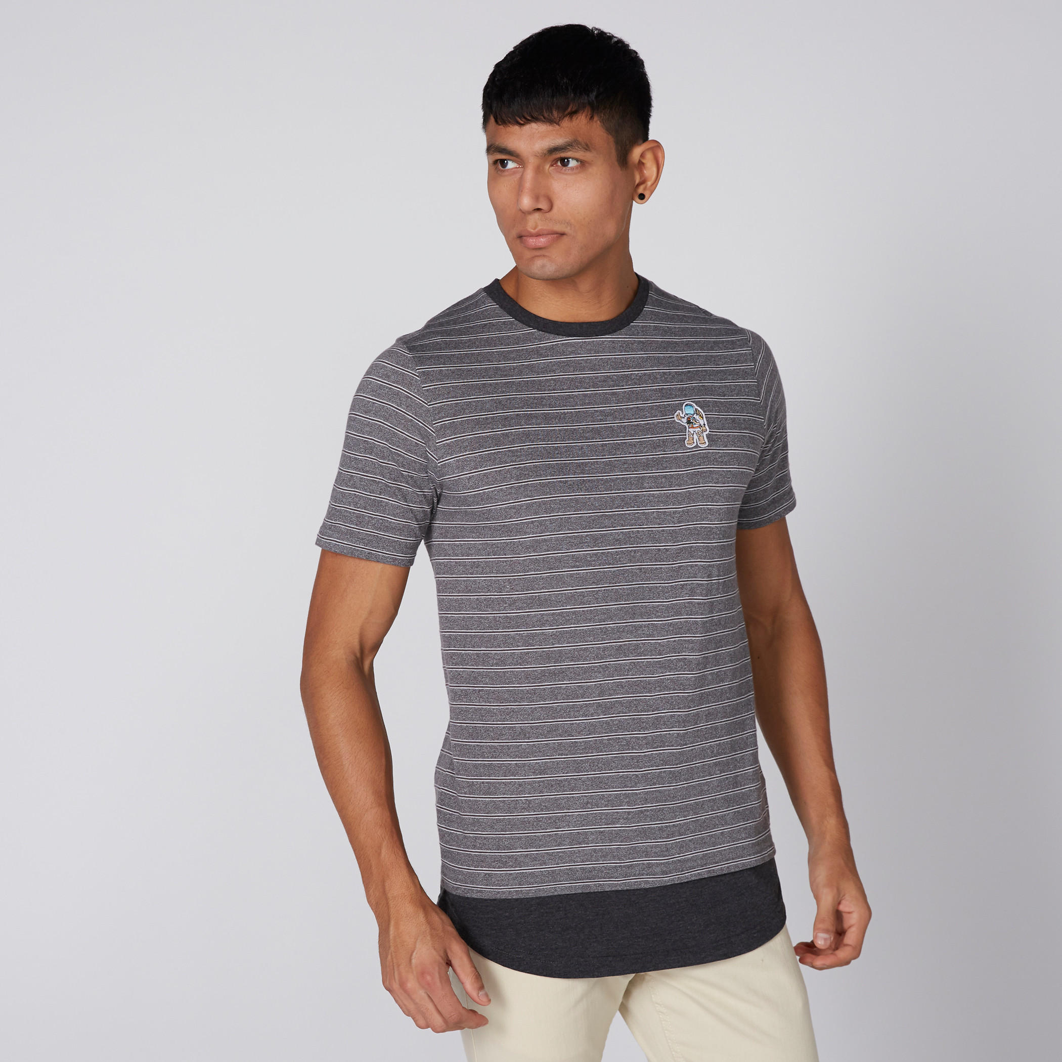 تيشيرت مقلّم بياقة مستديرة وأكمام قصيرة-men-clothing-tshirtsandpolos-tshirts-image-1