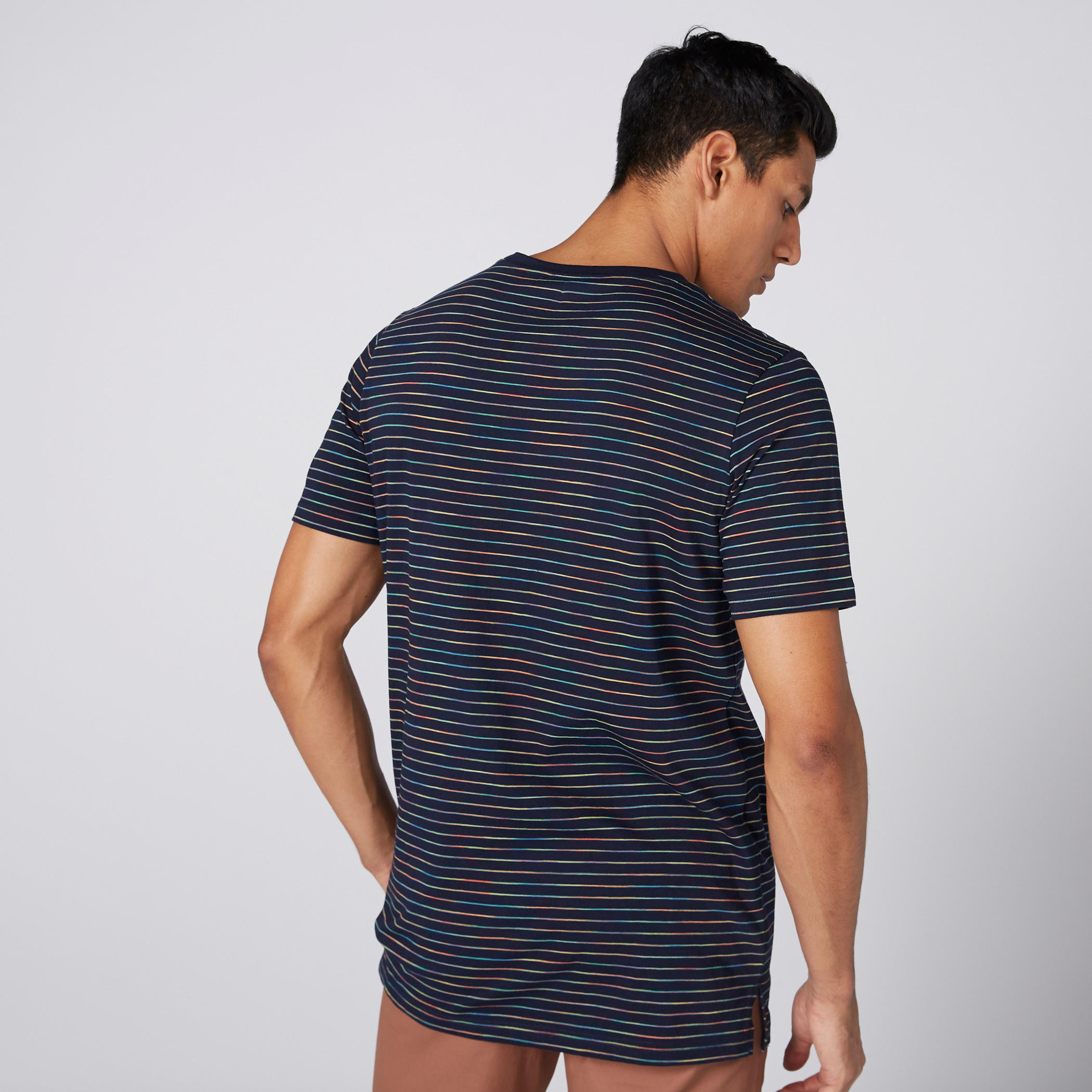 تيشيرت مقلم بياقة مستديرة وأكمام قصيرة-men-clothing-tshirtsandpolos-tshirts-image-2