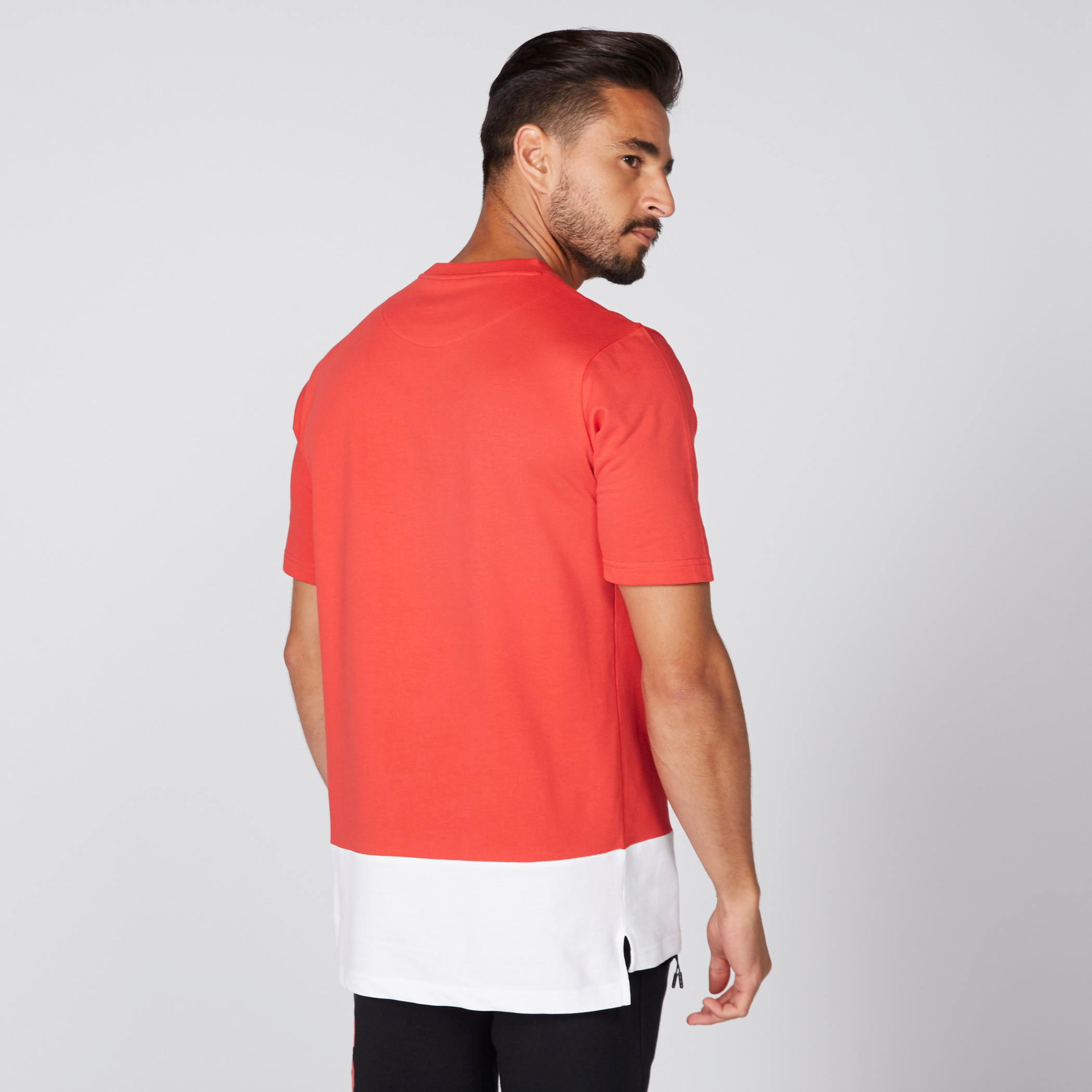 تيشيرت مقلّم بياقة ضيّقة وأكمام قصيرة-men-clothing-tshirtsandpolos-tshirts-image-4