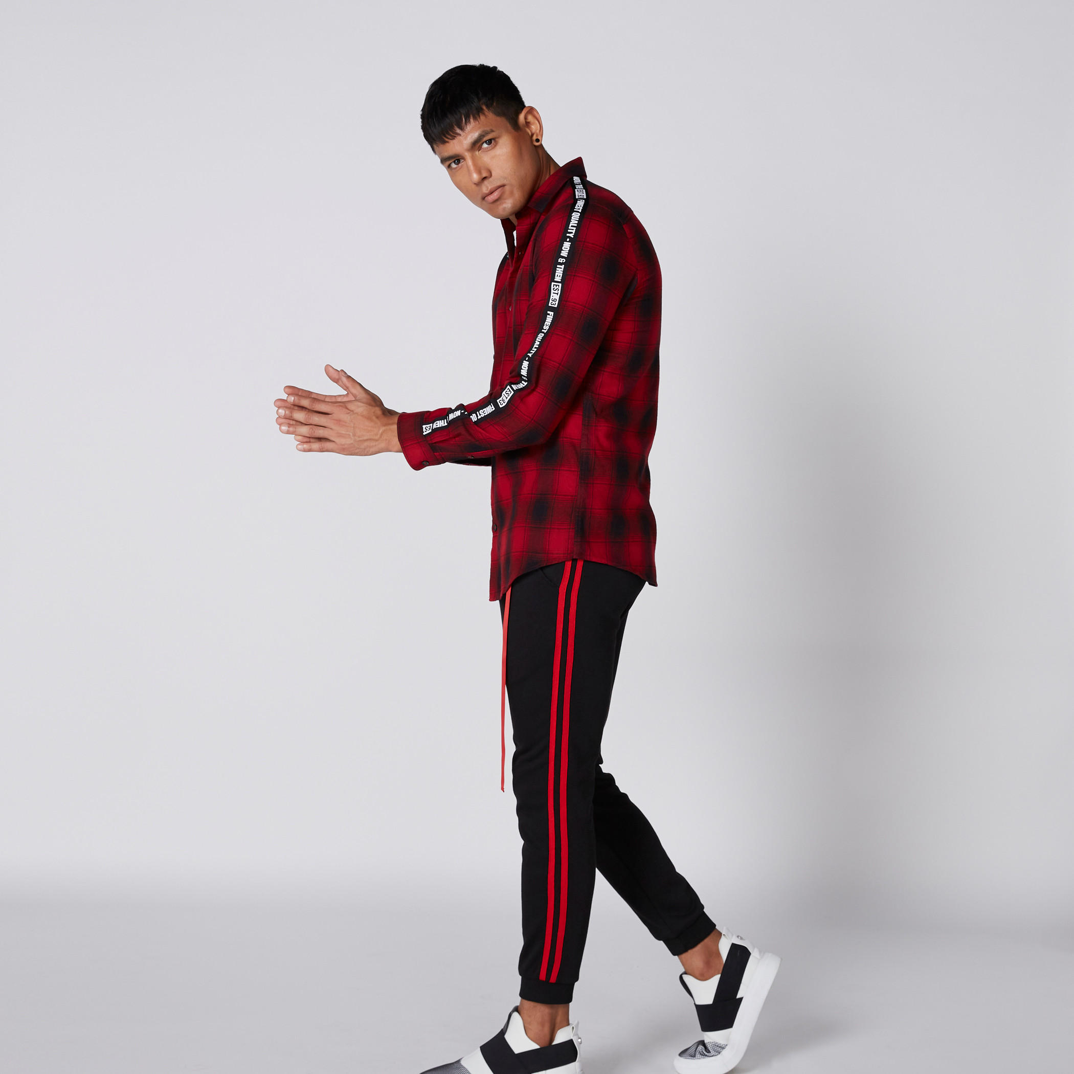 قميص كاروهات بأكمام طويلة-men-clothing-shirts-image-4