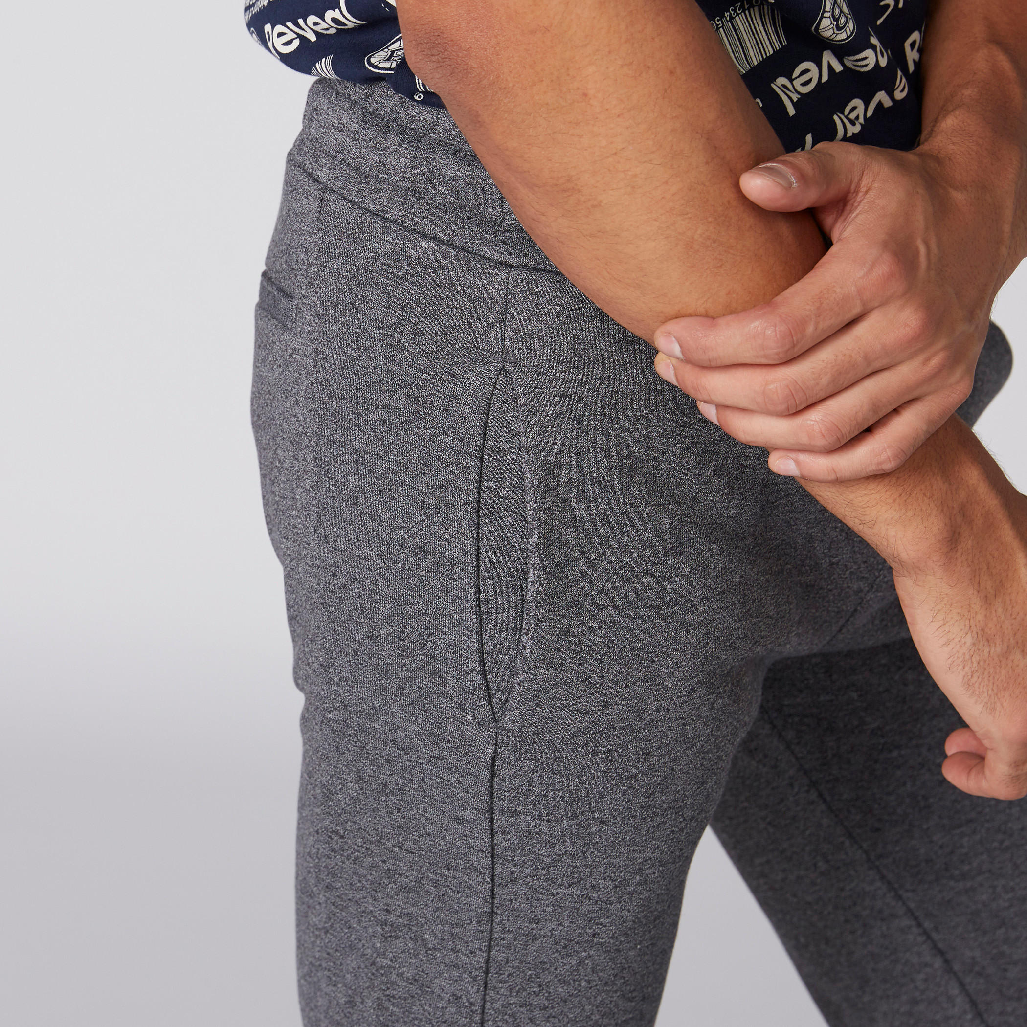 بنطال رياضي طويل بخصر مطاطي ورباط-men-clothing-bottoms-trousersandchinos-trousers-image-5